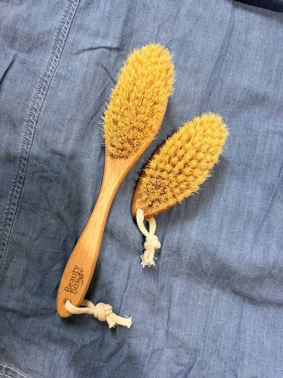 Tanani quruq massaj uchun cho‘tka, sellyulozga qarshi, tabiiy, kaktus tukli, BeautyBox