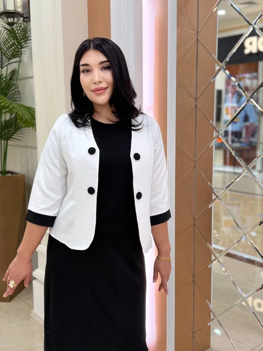 Ayollar uchun klassik ko'ylak va oq pidjak komplekti | Ofis uslubi | Elegant kostyum - 