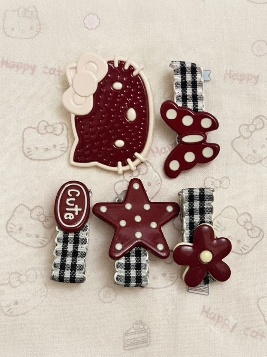 Qizlar uchun Hello KItty zakolkasi to'plam, ichida xar xil bo'ladi - 