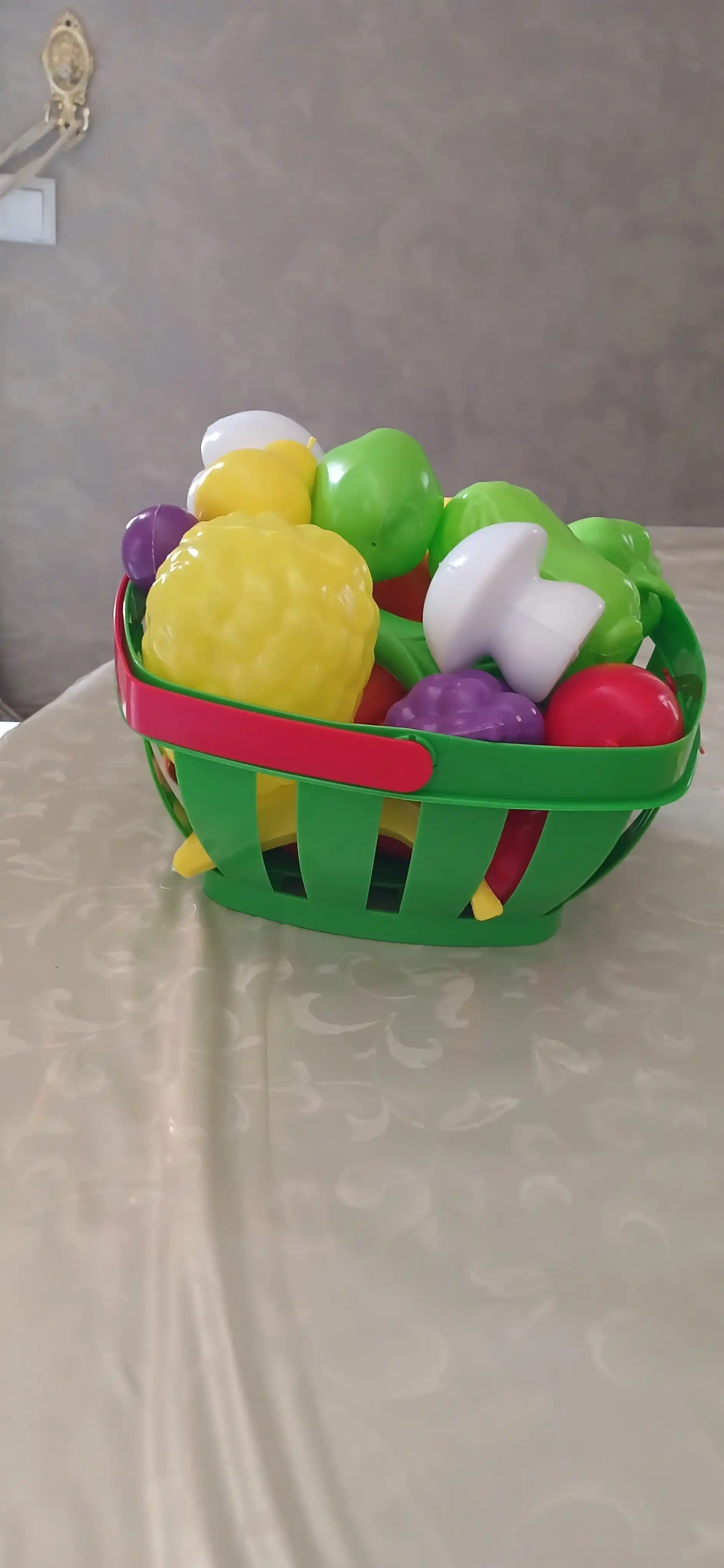 Игрушки для детей, овощи и фрукты, набор посуды в корзинке
