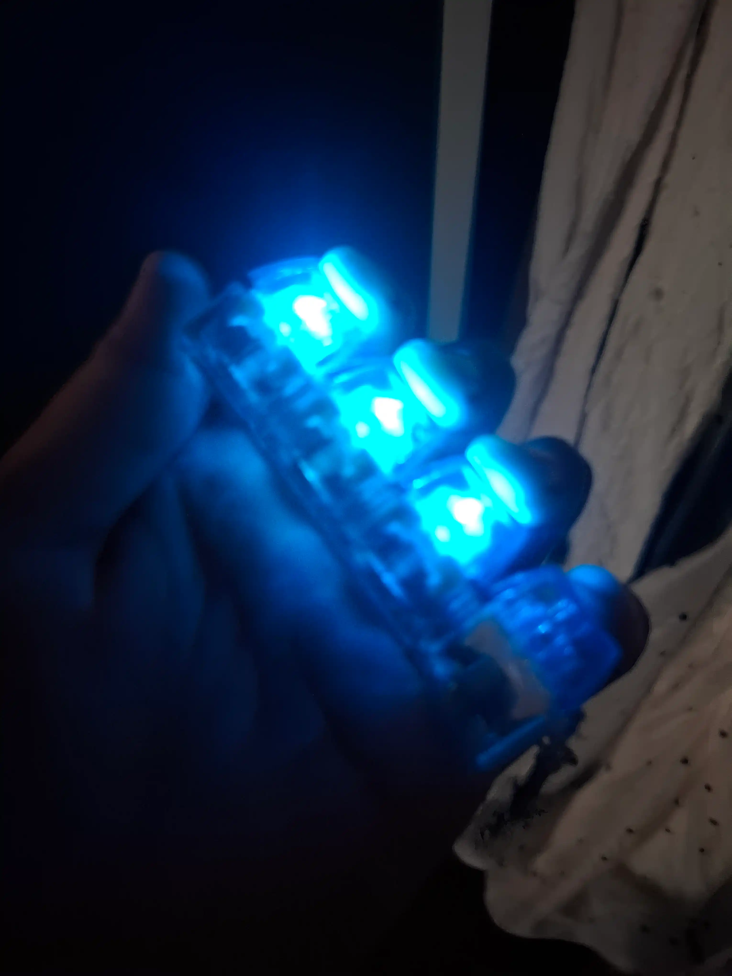 Антистресс брелок-клавиатура с RGB подсветкой, кликер для концентрации внимания