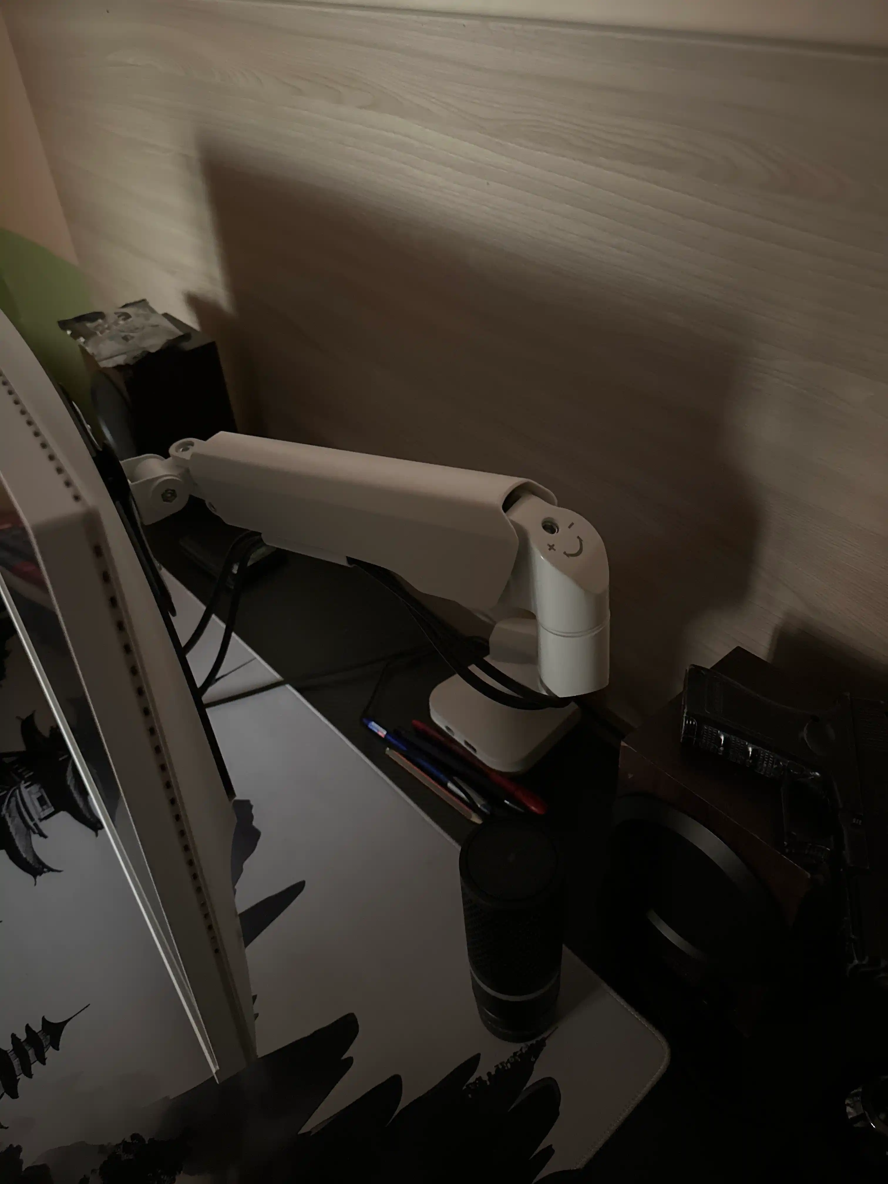 Monitor uchun kronshteyn Brateck