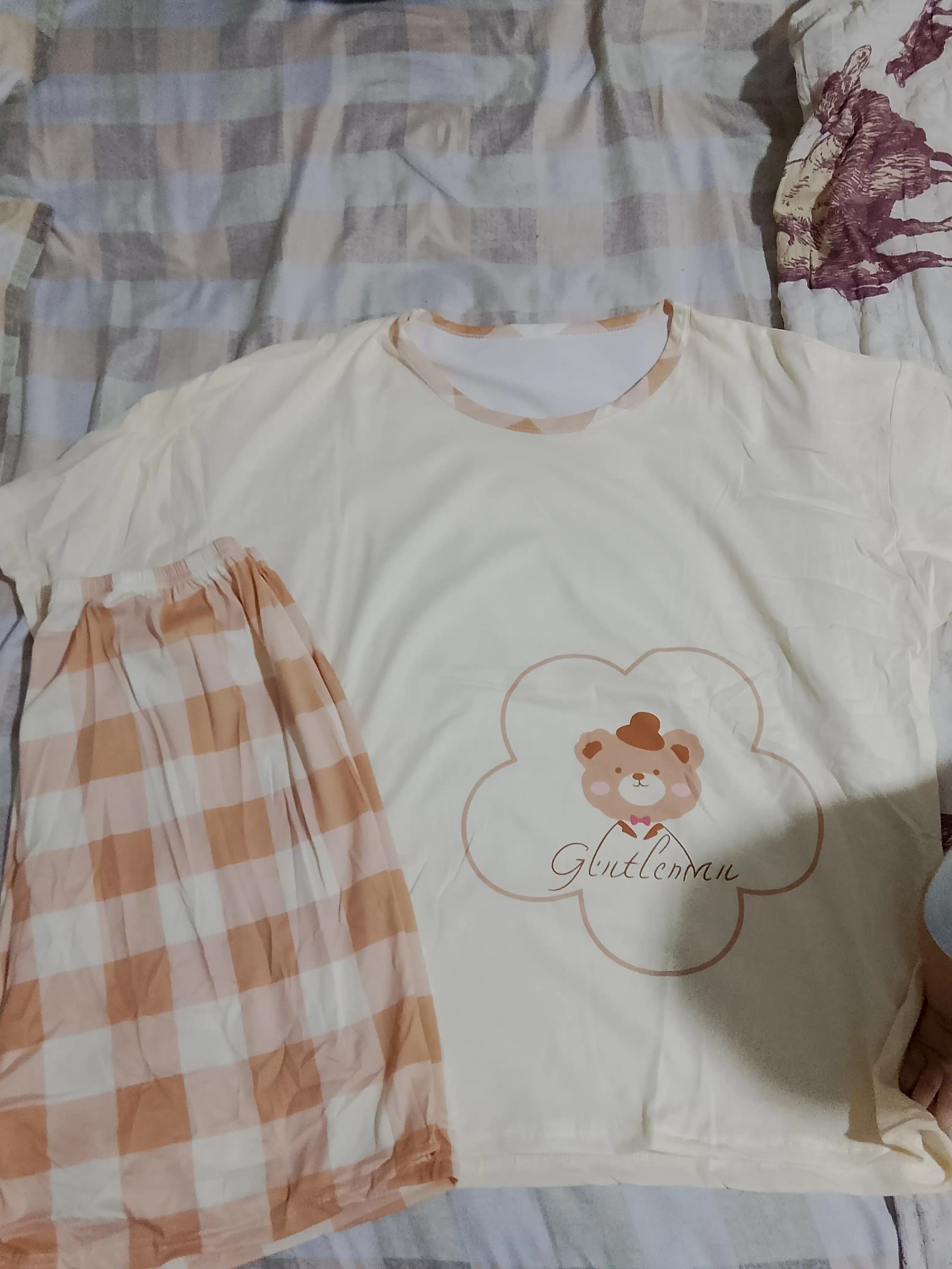 Ayollar va qizlar uchun pijama, ikki baho, uy uchun futbolka va shortik