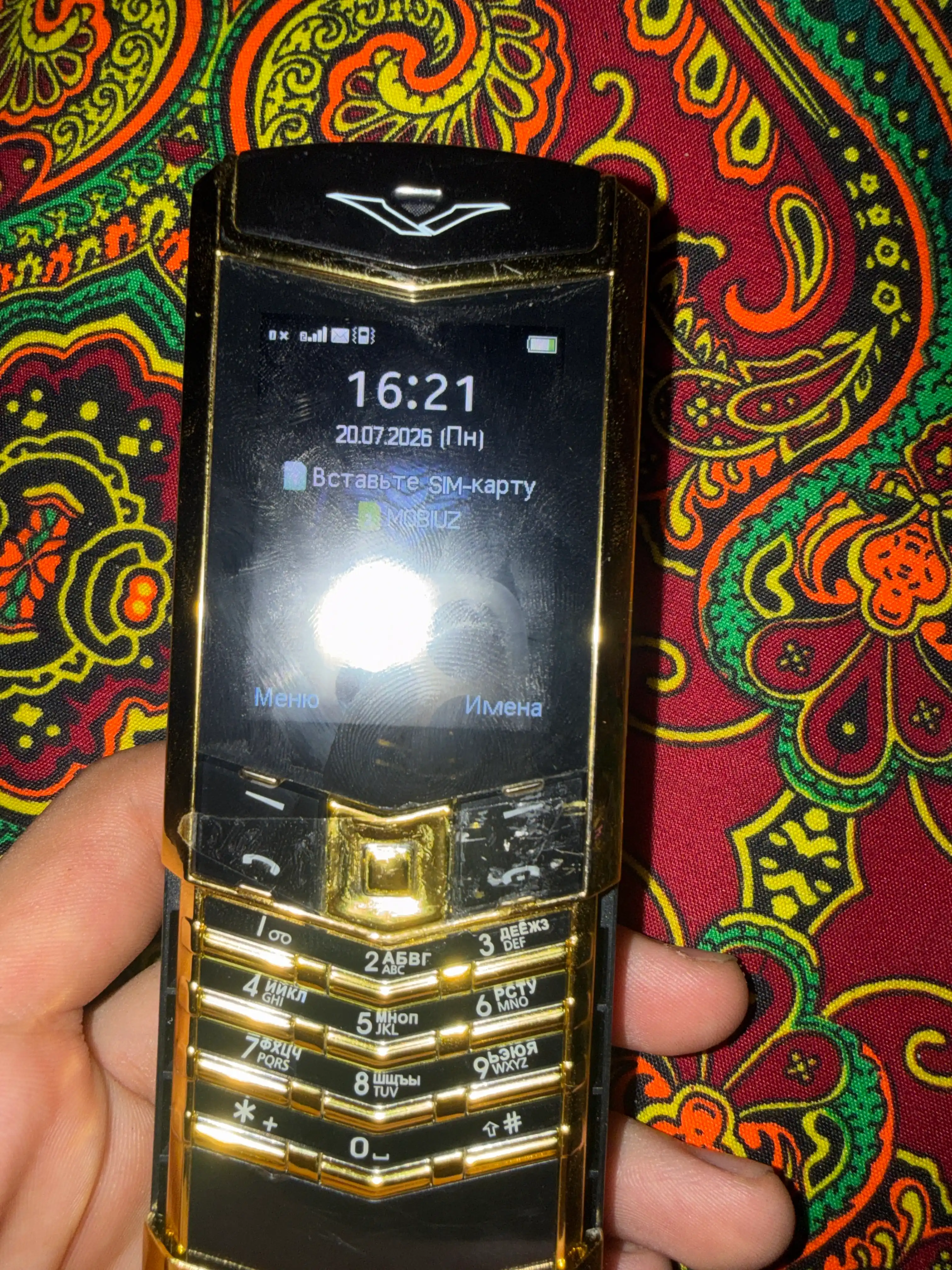 Tugmali telefon Vertu V888Pro Slider