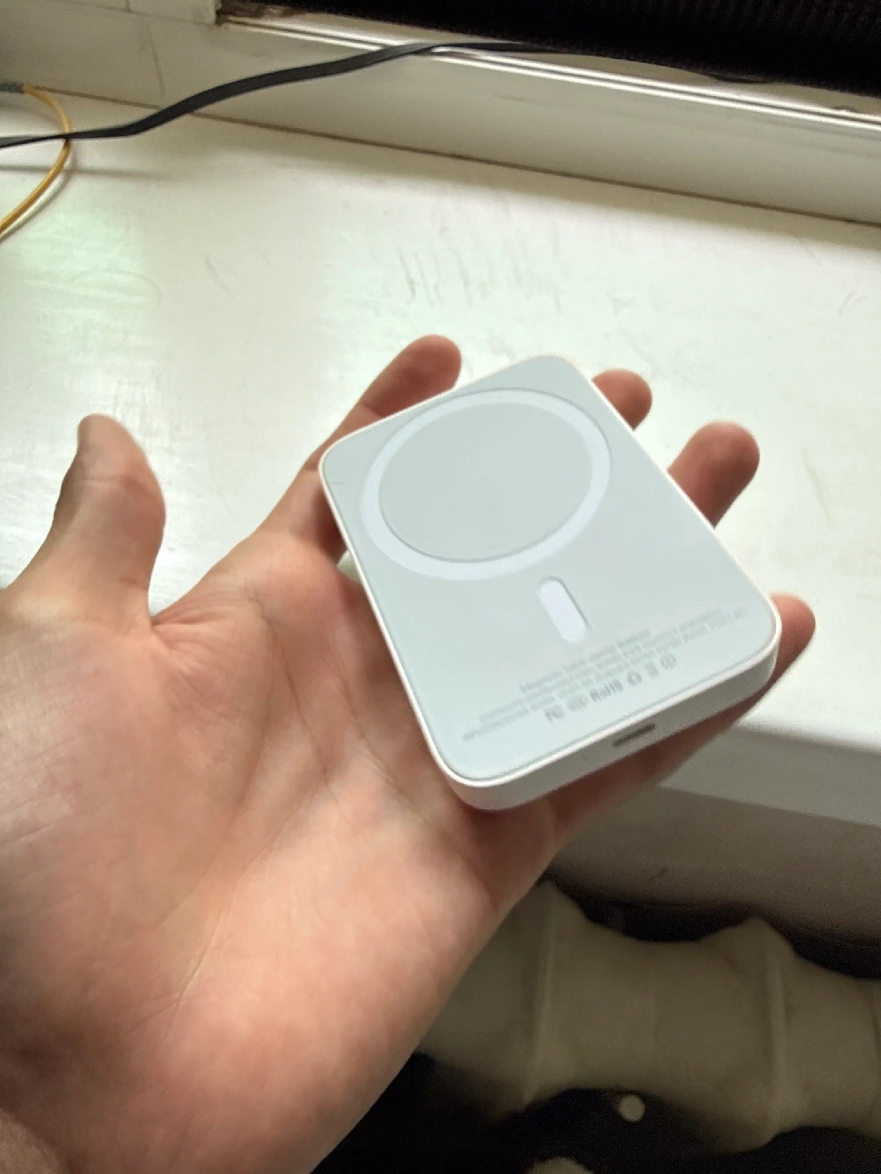 IPhone uchun simsiz MagSafe powerbank, 10 000 mA/soat