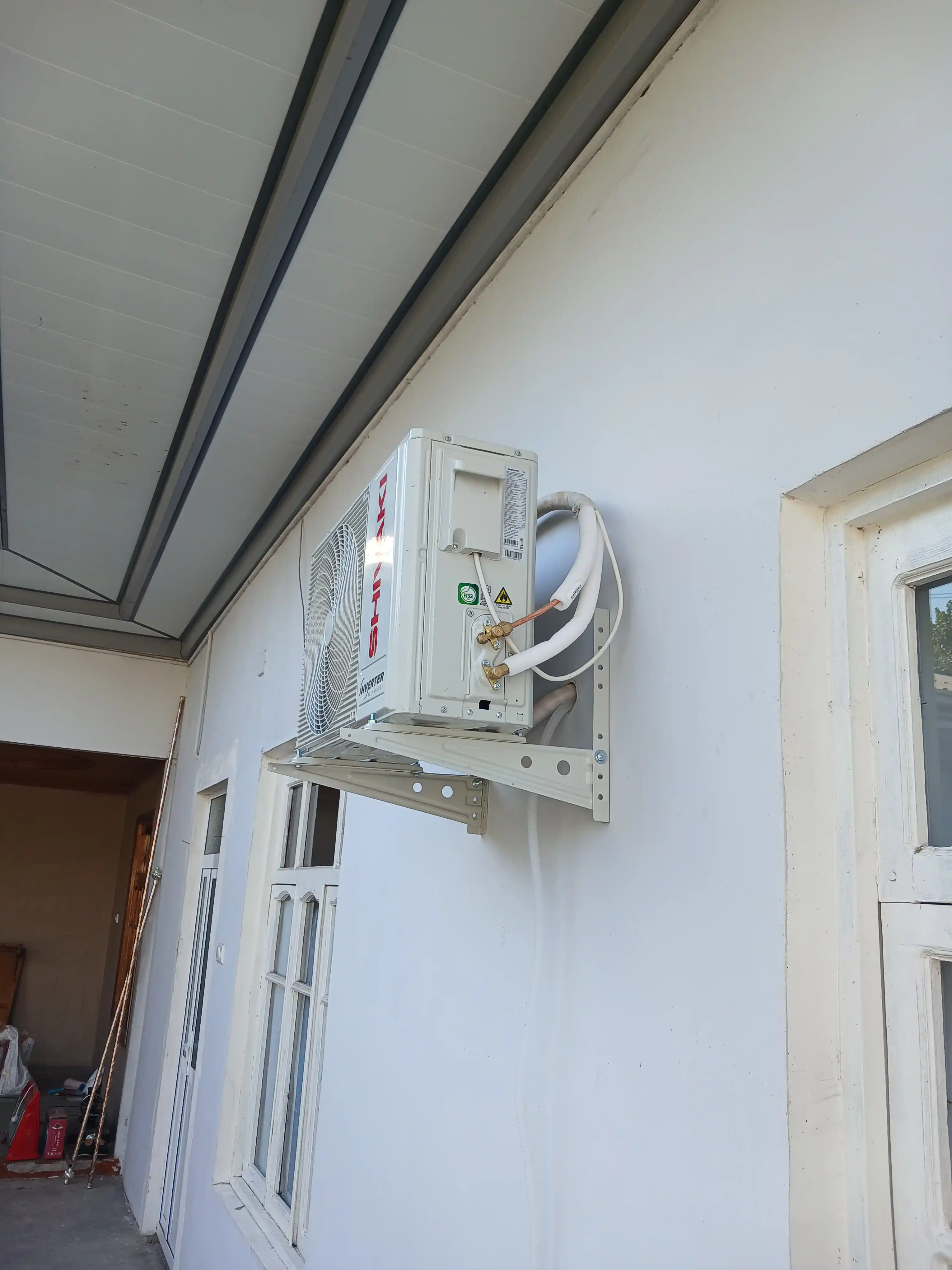 Konditsioner Shivaki Elegant 12, inverter