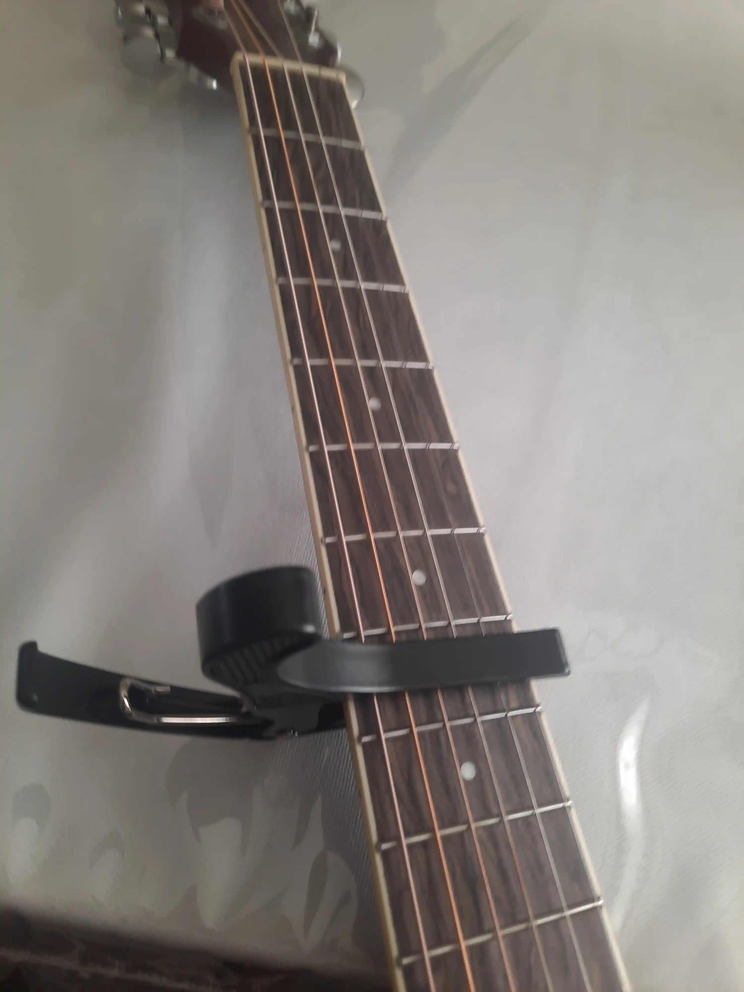 Gitara, klassik gitara va ukulele uchun metall kapodastr
