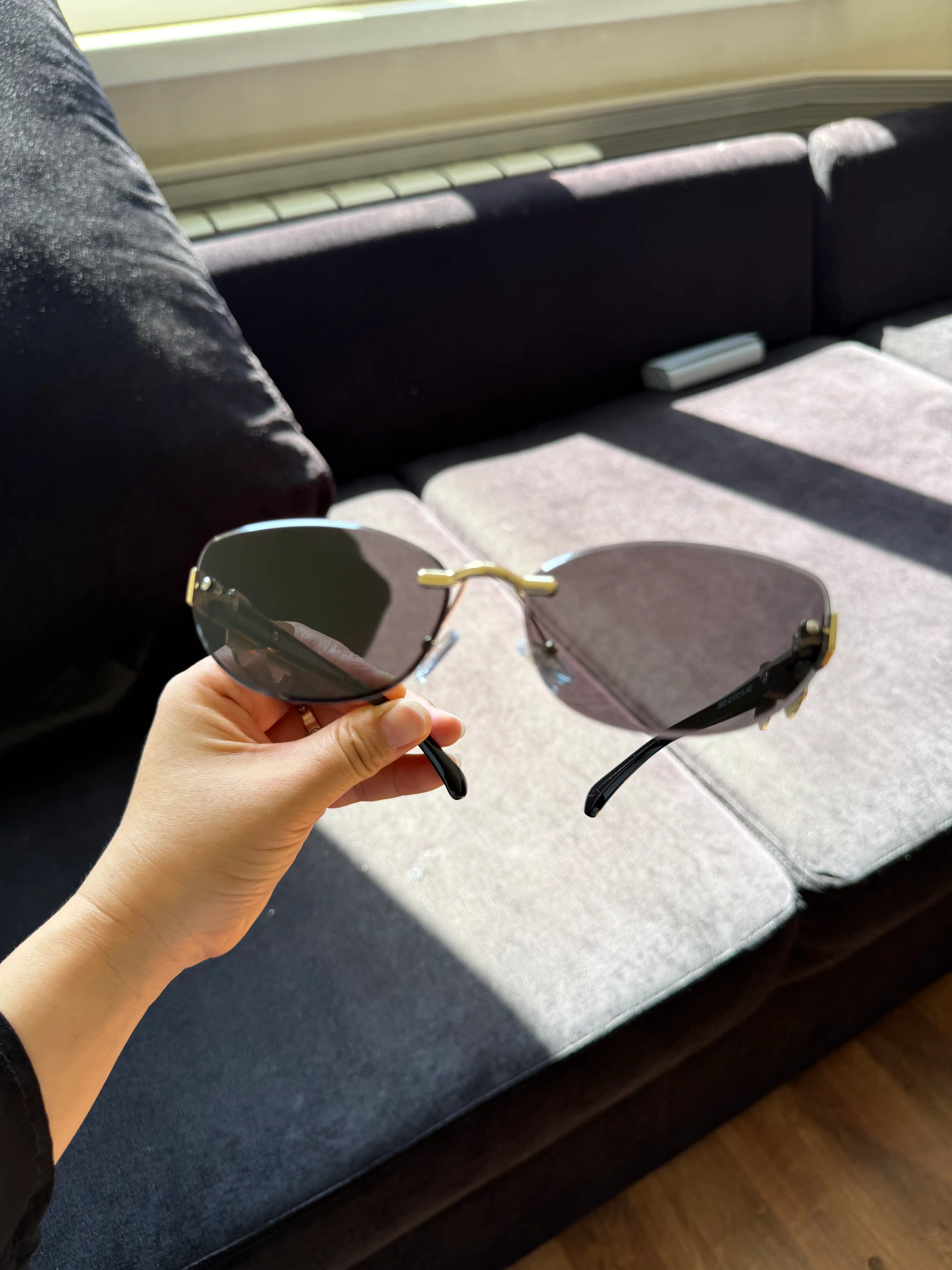 Очки солнцезащитные EyeVibe безрамочные кошачий глаз с бантиком MIU MIU, градиентные линзы