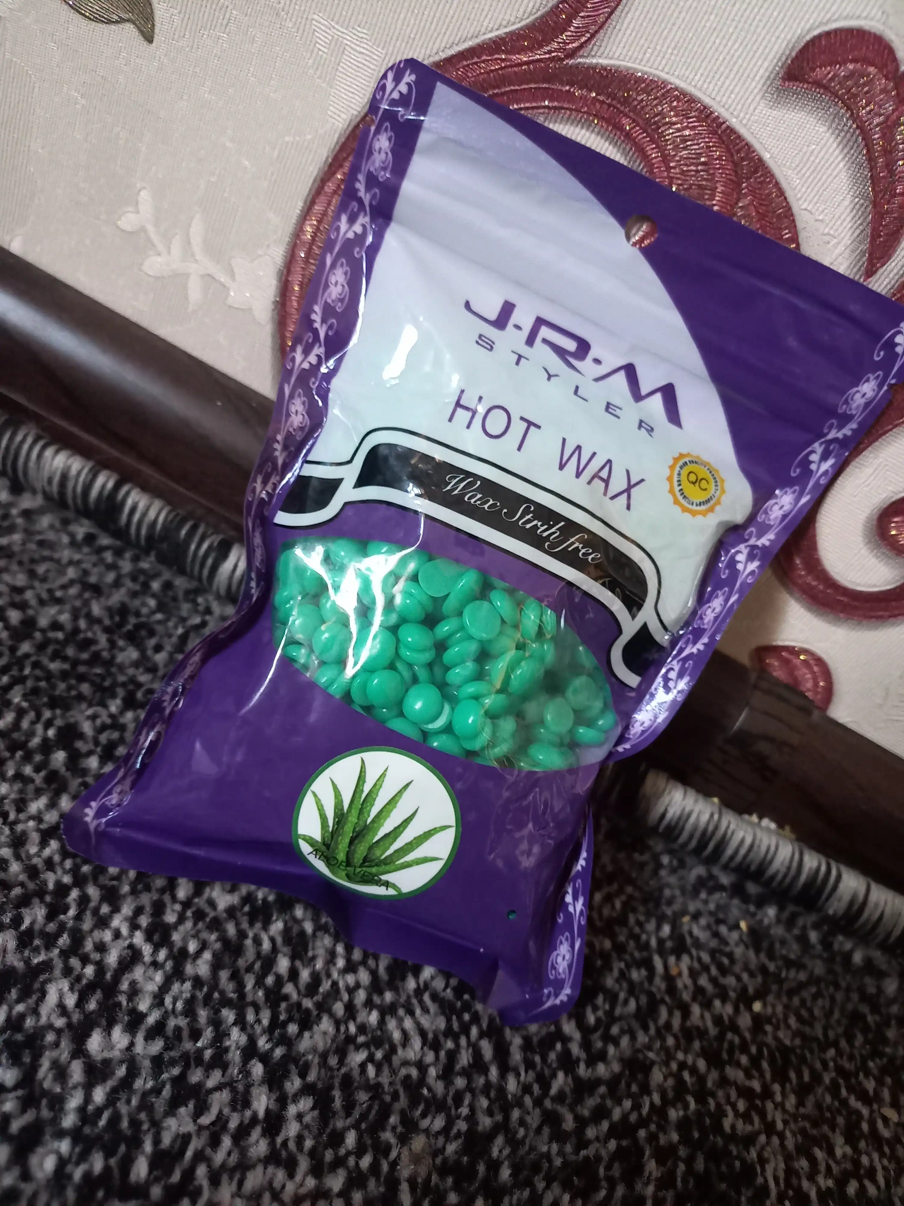 Воск для депиляции Hot Wax, воск