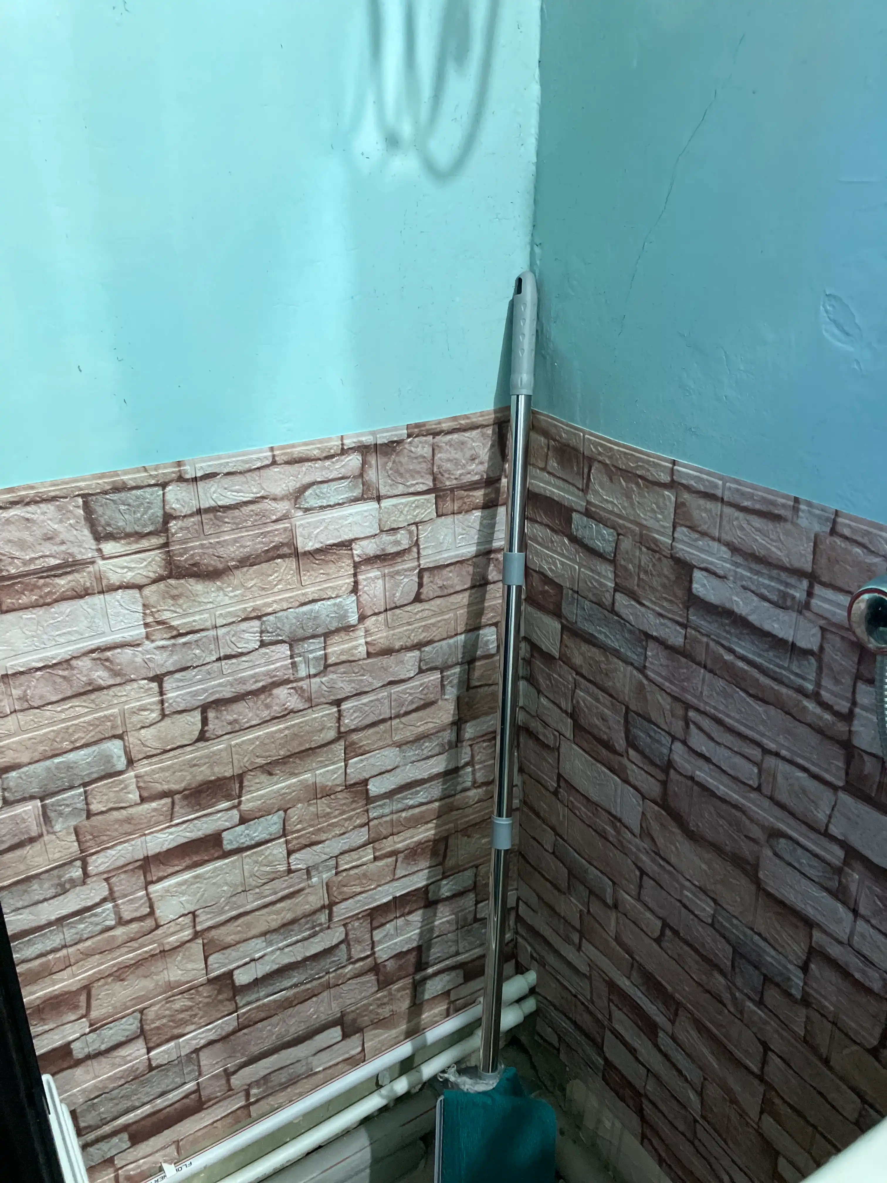 Devor uchun varaqli panellar, o‘z-o‘ziga yopishuvchi, plitka uslubida 3D oboy