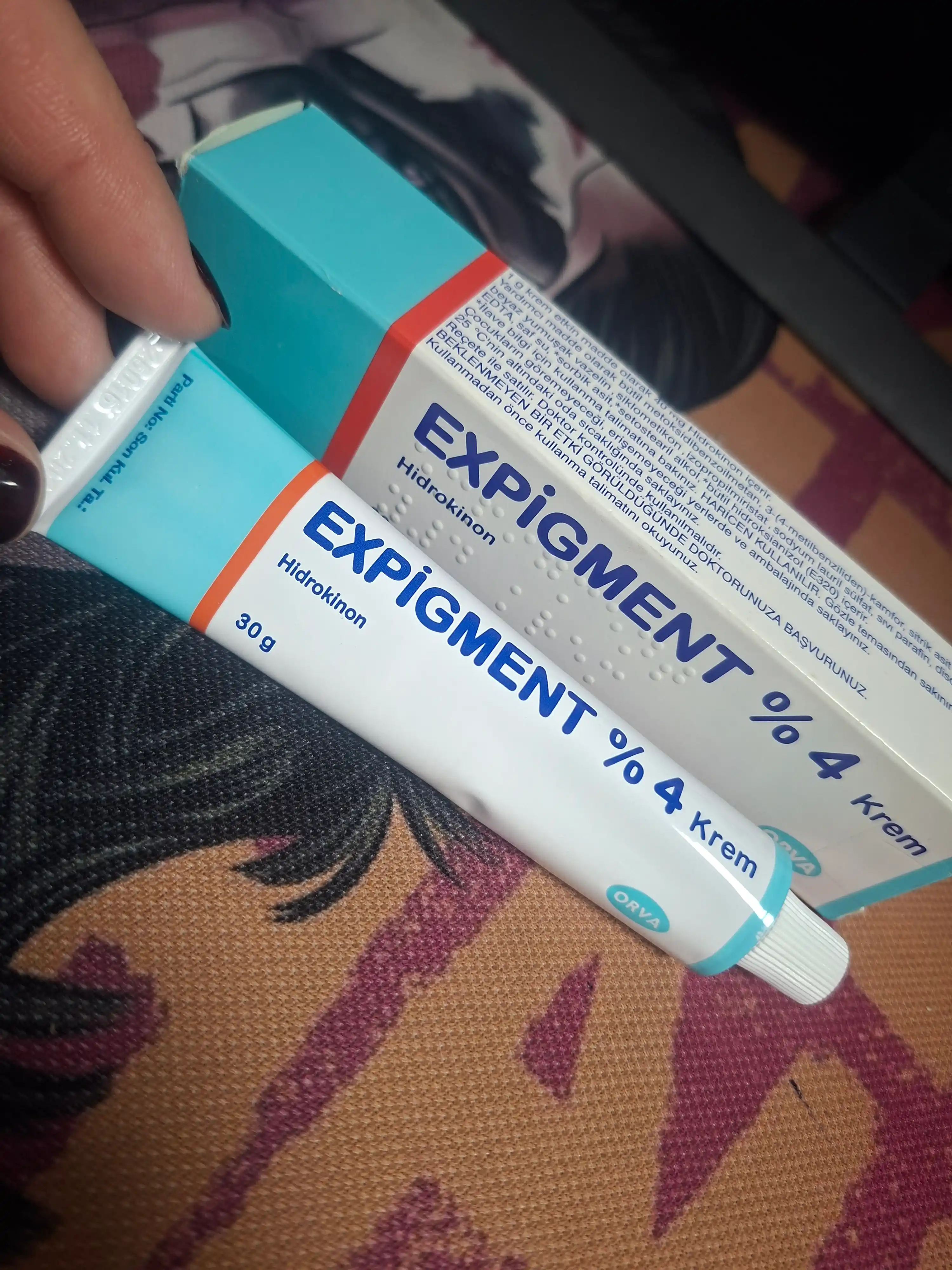 Oqartiruvchi Expigment 4% kremi, yuz uchun pigmentatsiya, melazma va sepkillarga qarshi malham, 30 g