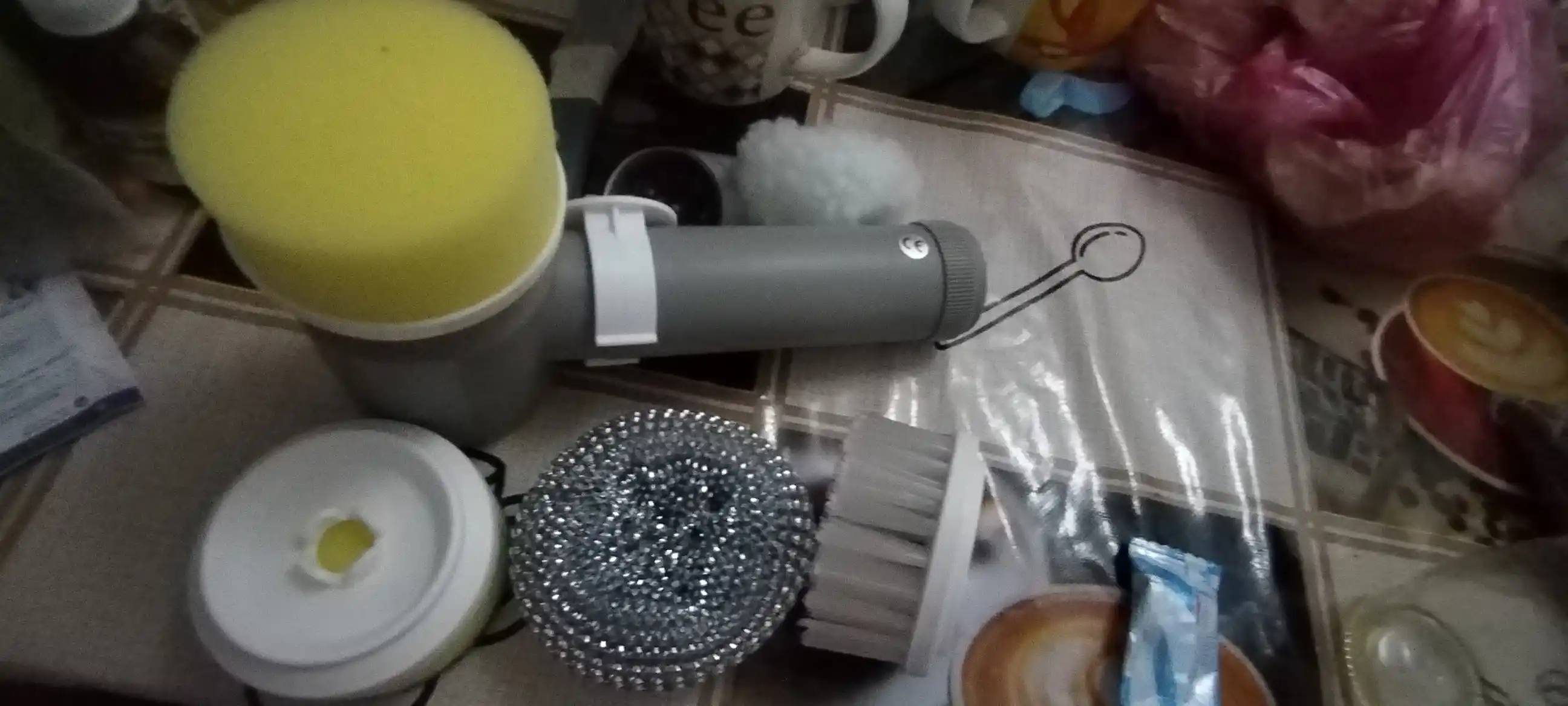 Oshxona, vanna va gilam tozalash uchun simsiz elektr cho'tka 5 ta nasadkali