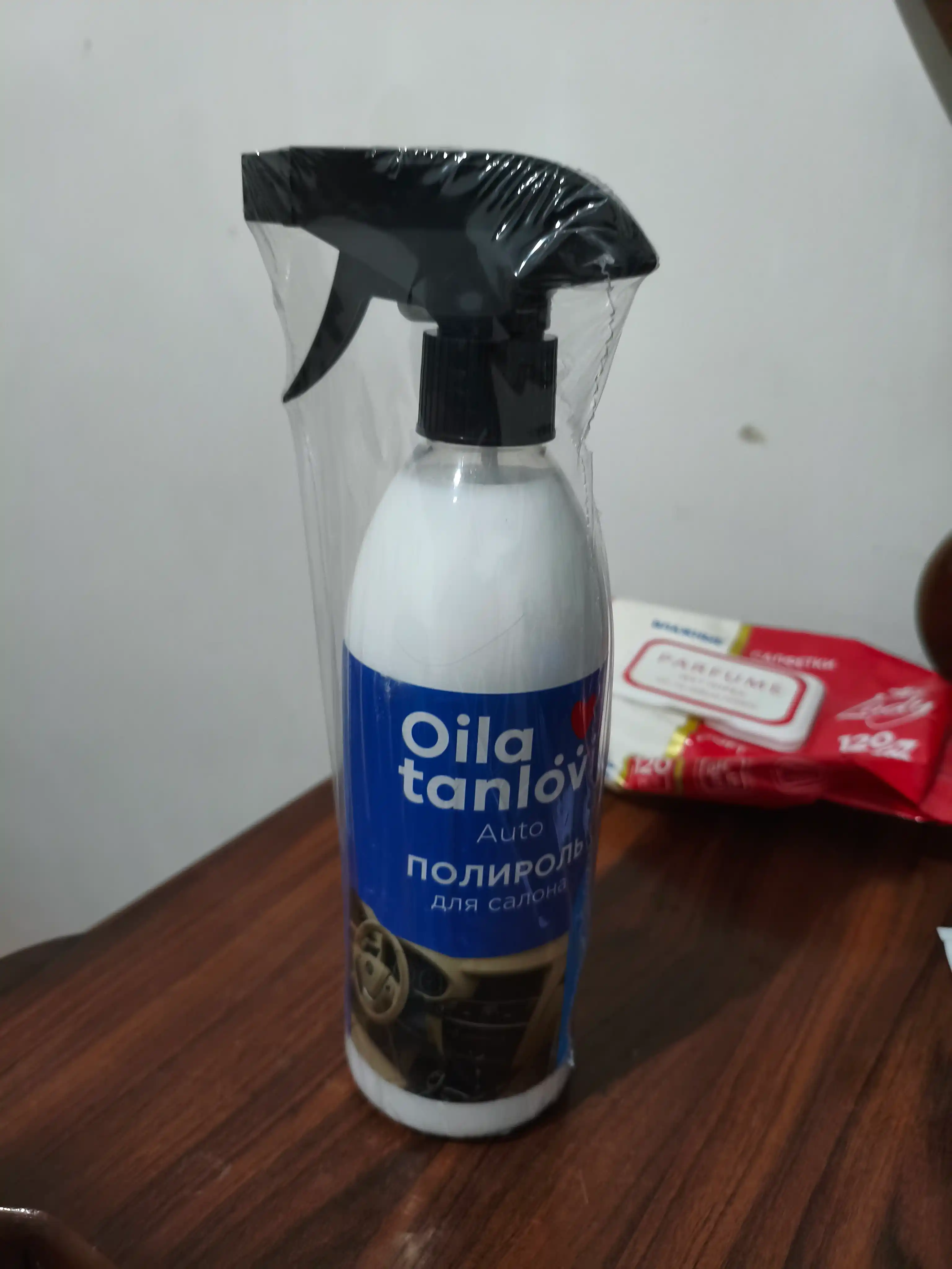 Avtomobil saloni uchun Oila Tanlovi poliroli, 500 g