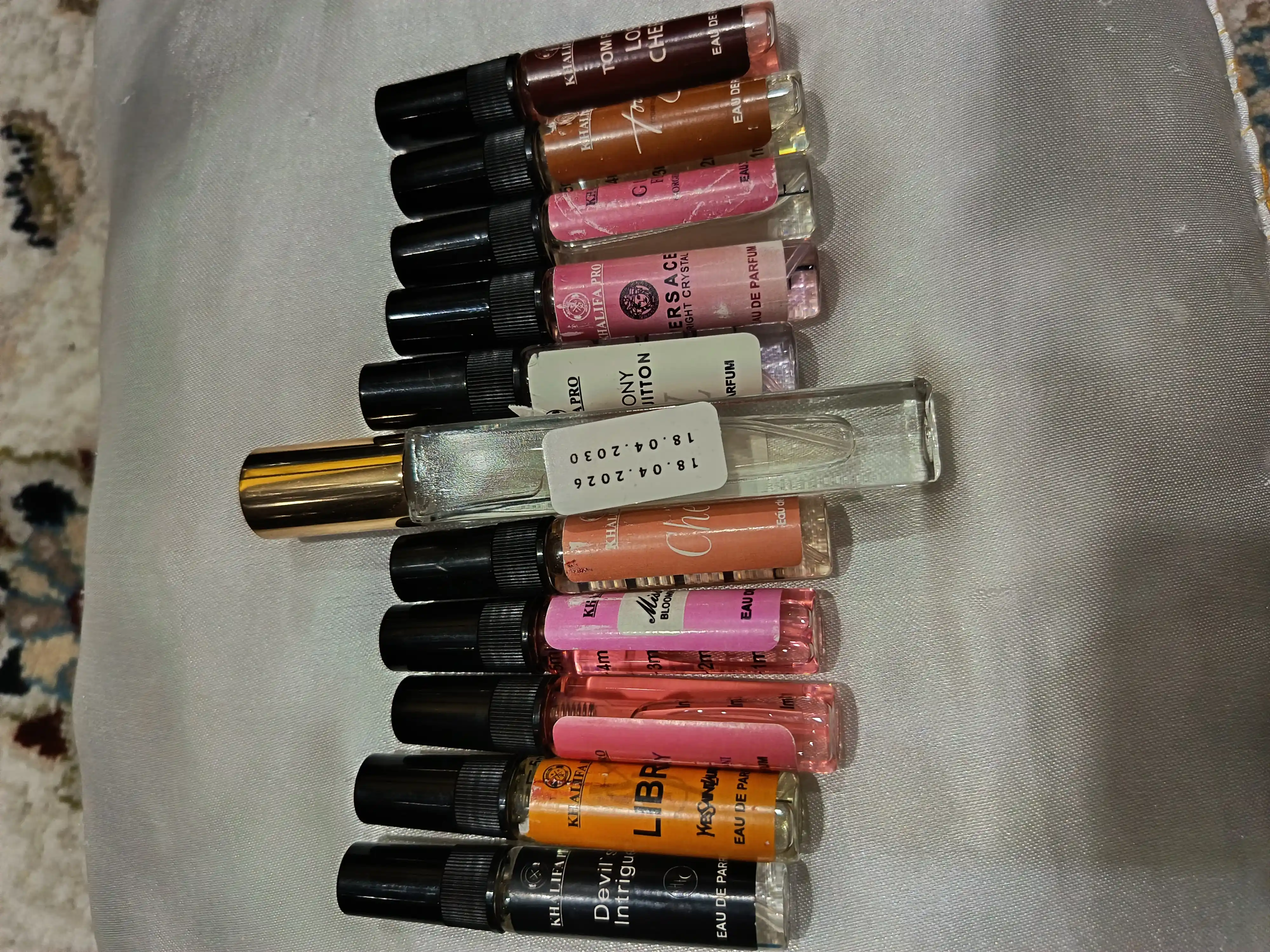 Atirlar ayollar uchun nabor Libre, Lost Cherry, Miss Dior, My Way, Today, Cherish, Versace