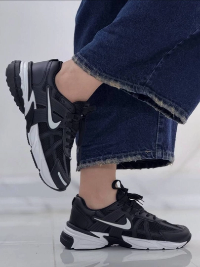 NIKEE V2K — ayollar qizlar krossovkasi, kundalik yurish va fitnes sifatli karopkali