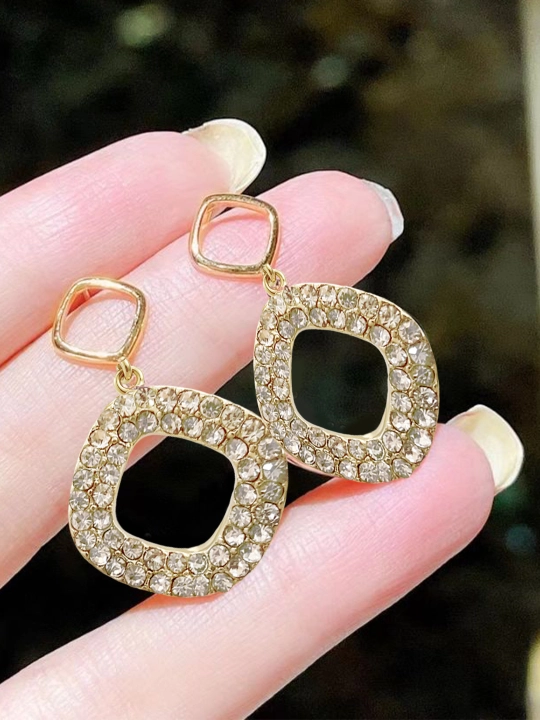 Серьги женские