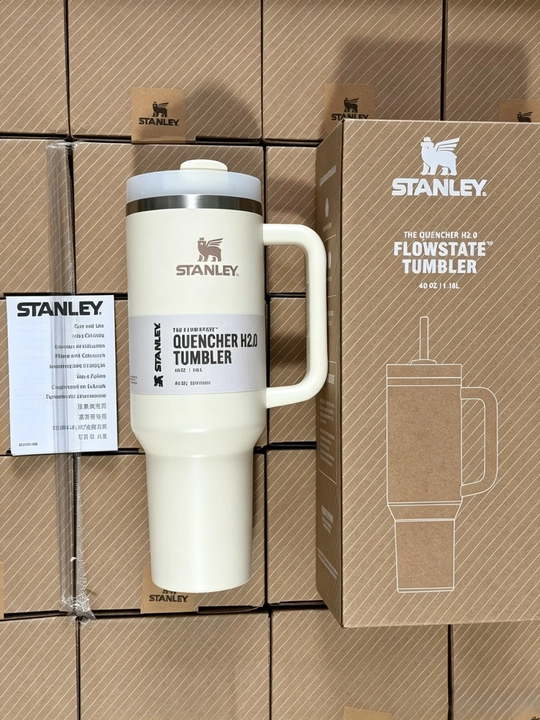 Stanley Quencher H2.0 termokrujkasi (1.1 litr) sifatli, naychali va tutqichli stakan - 