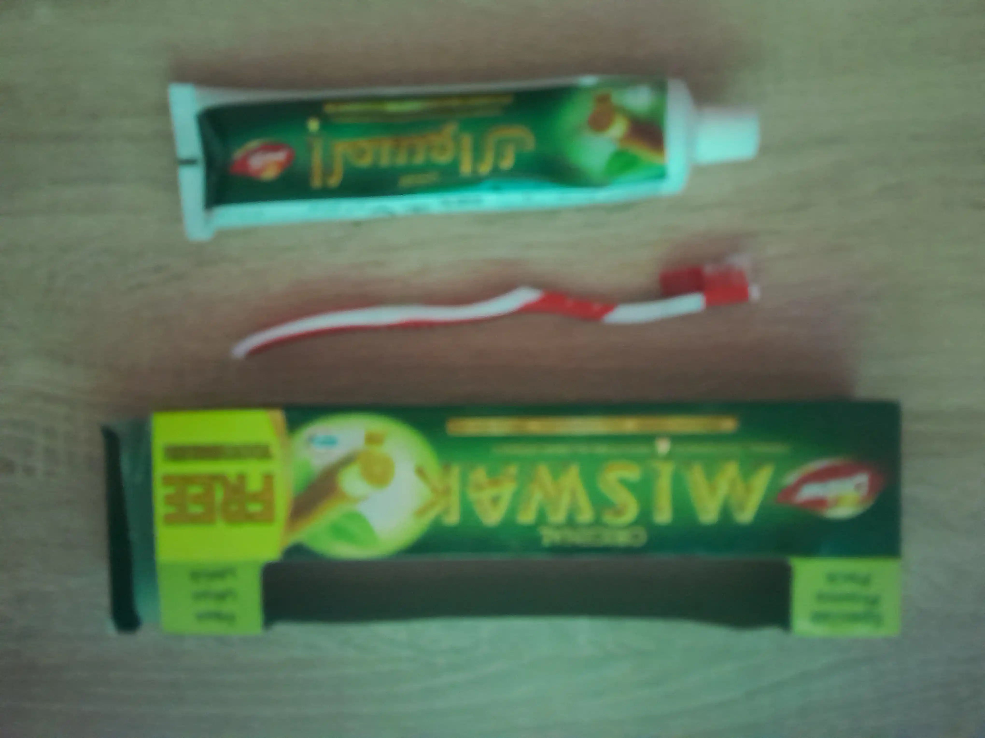 "Dabur Misvak" tish pastasi, misvokli, oqartiruvchi, ftorsiz, halol, 75 - 190 gr