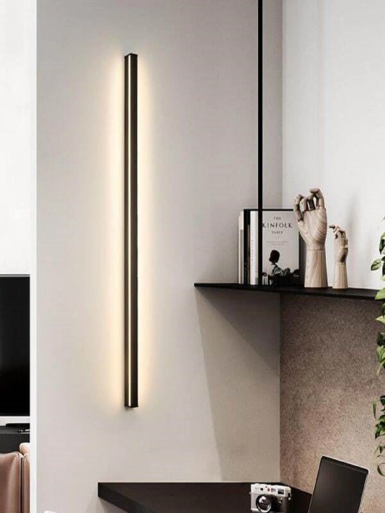 Chiziqli devor chirog'i (bra) LED qora