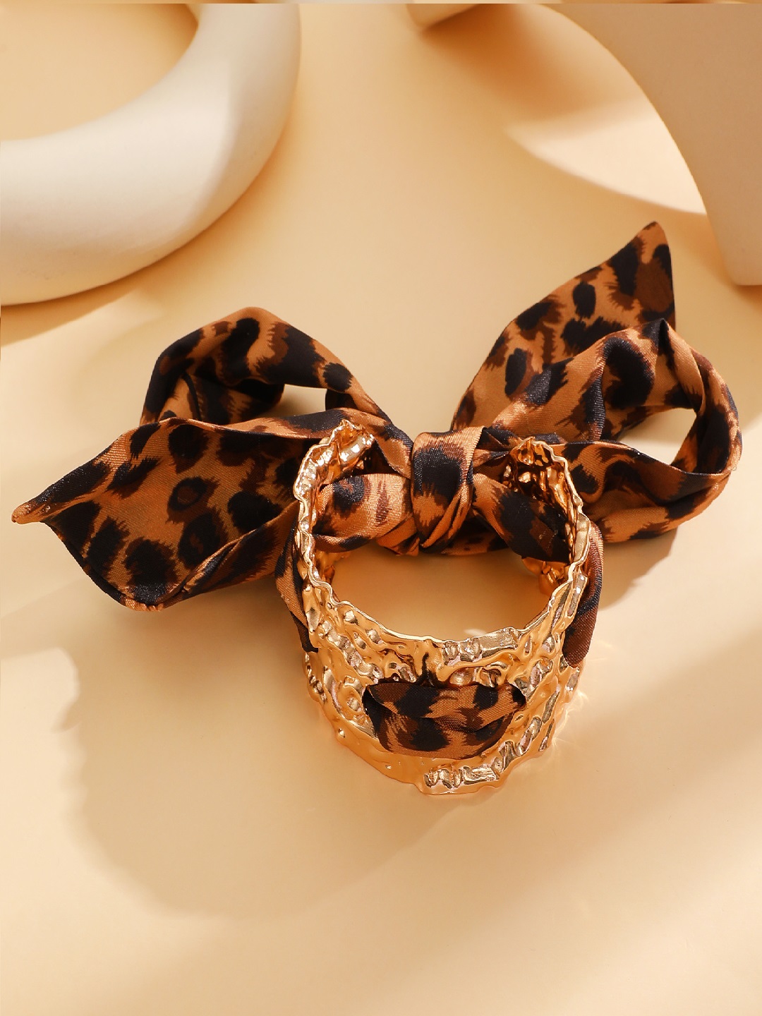 Bilaguzuk keng Leopard naqshli matoli - 