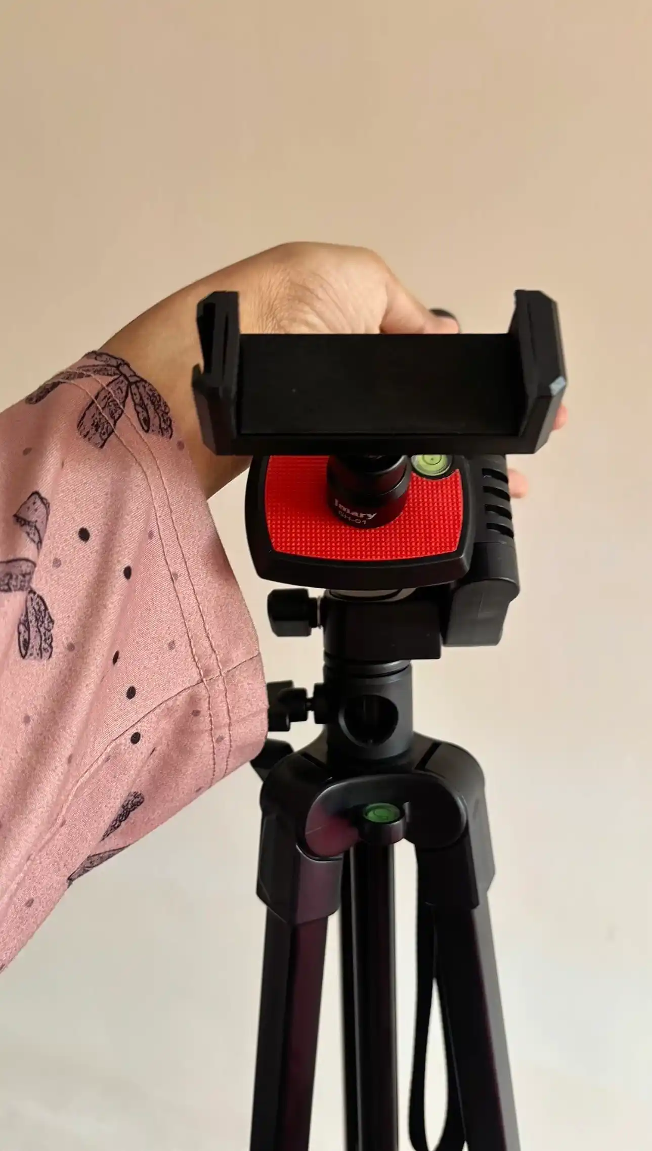 Штатив Jmary kp 2209 с держателем для телефона и фотоаппарата