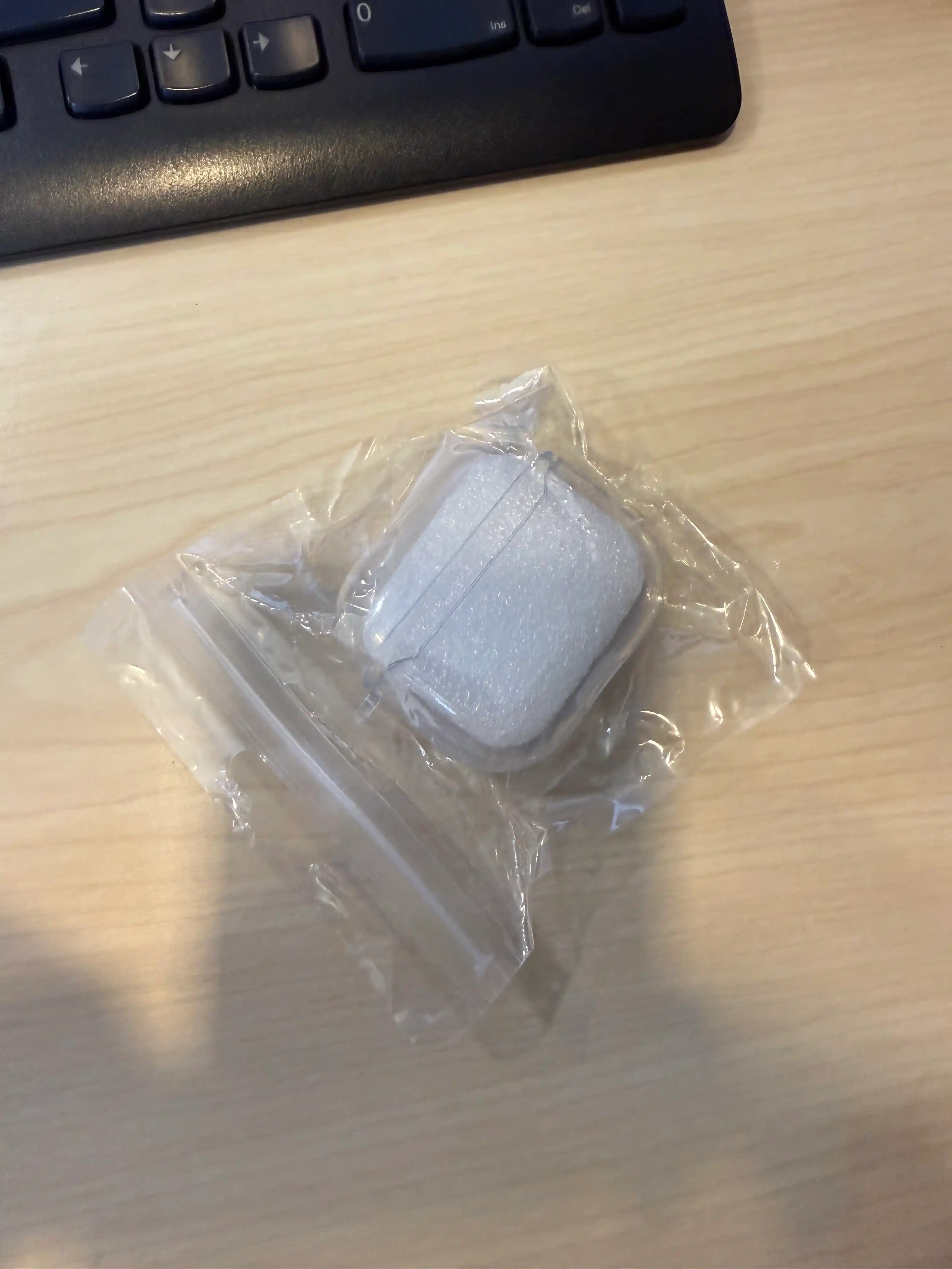AirPods Pro, Pro 2, AirPods 3 uchun premium shaffof chexol (silikon korpus)