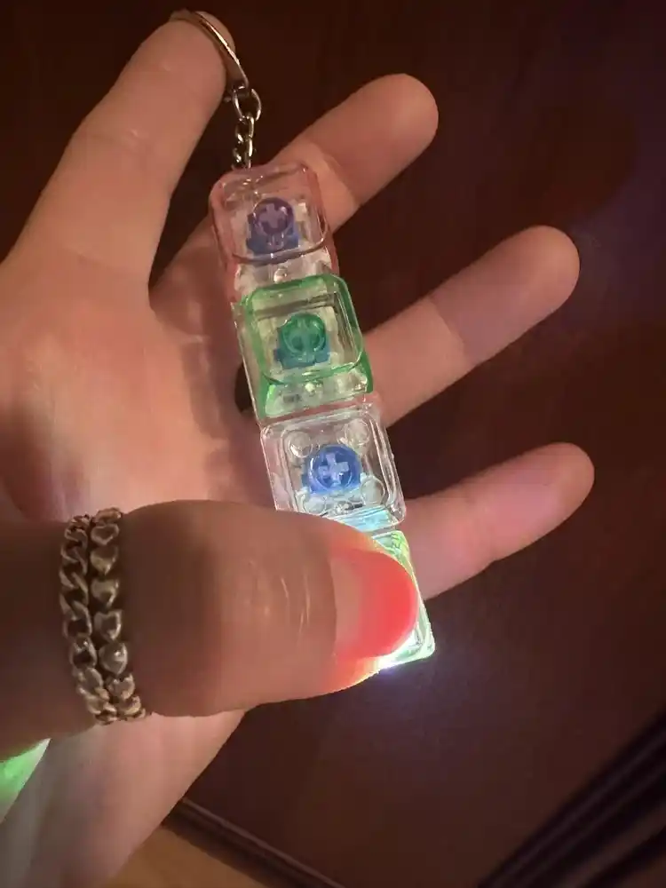 Антистресс брелок 4 механические клавиши, fidget clicker keychain, мини клавиатура