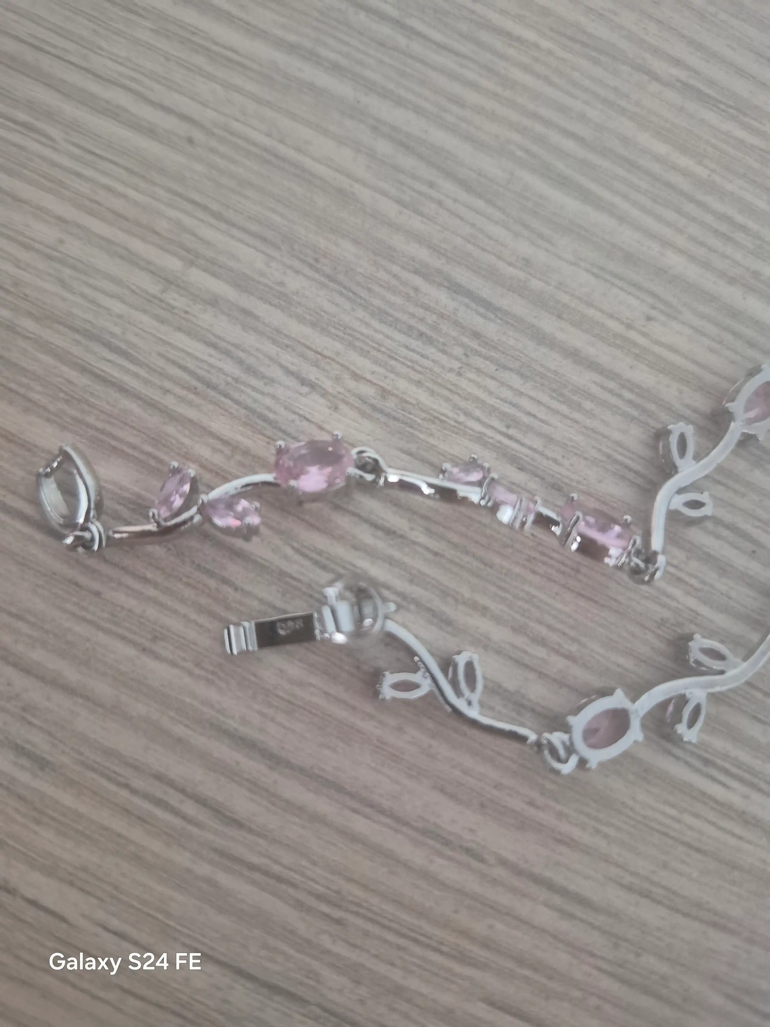 Серебряный браслет 925 пробы для женщин с розовыми камнями