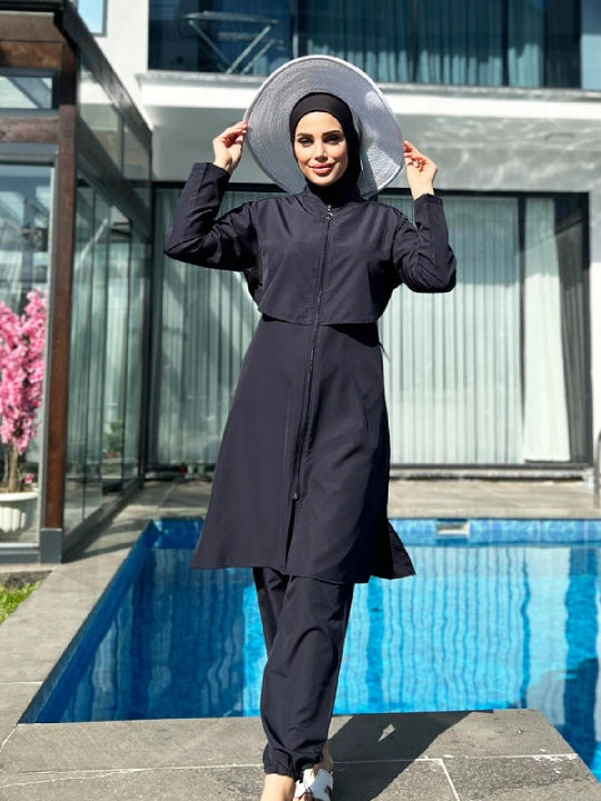 Ayollar cho‘milish kiyimi, burkini, yopiq
