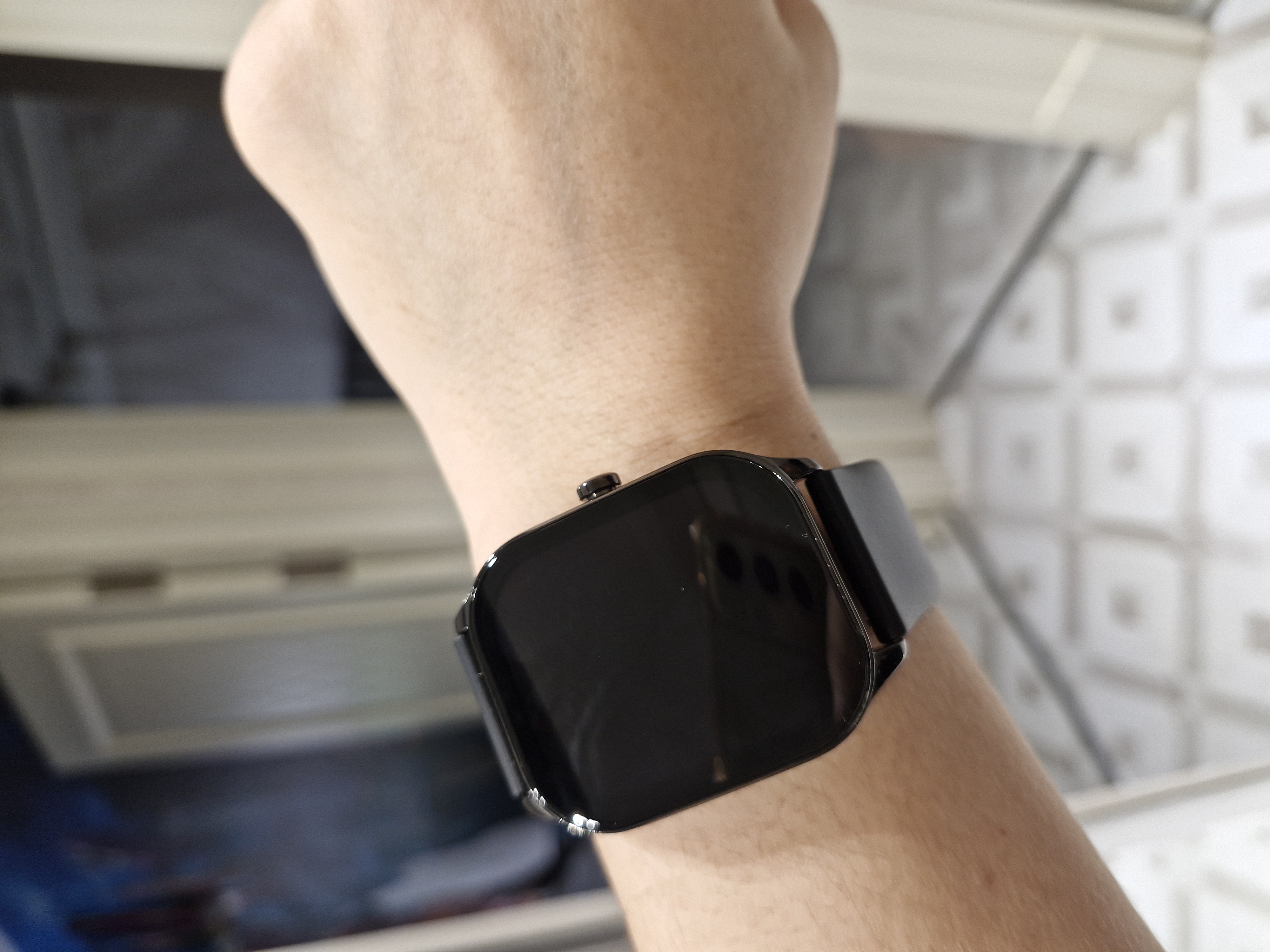 Смарт-часы Amazfit Pop 3S , 1.96" AMOLED, Bluetooth звонки, SpO2, 100 режимов, черный