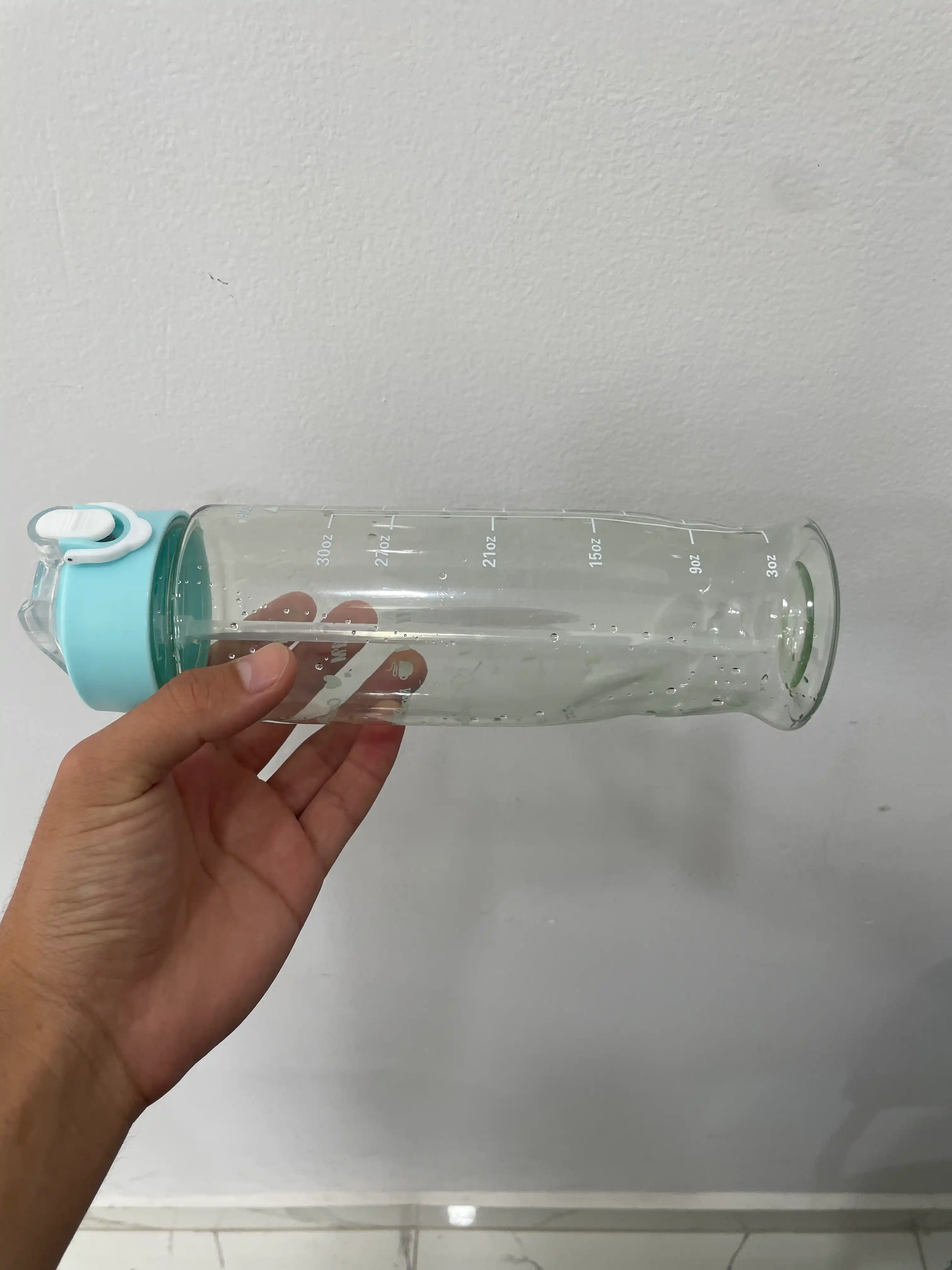 Suv uchun idish, naychali, sport, sayr, maktab uchun butilkalar, 900 ml