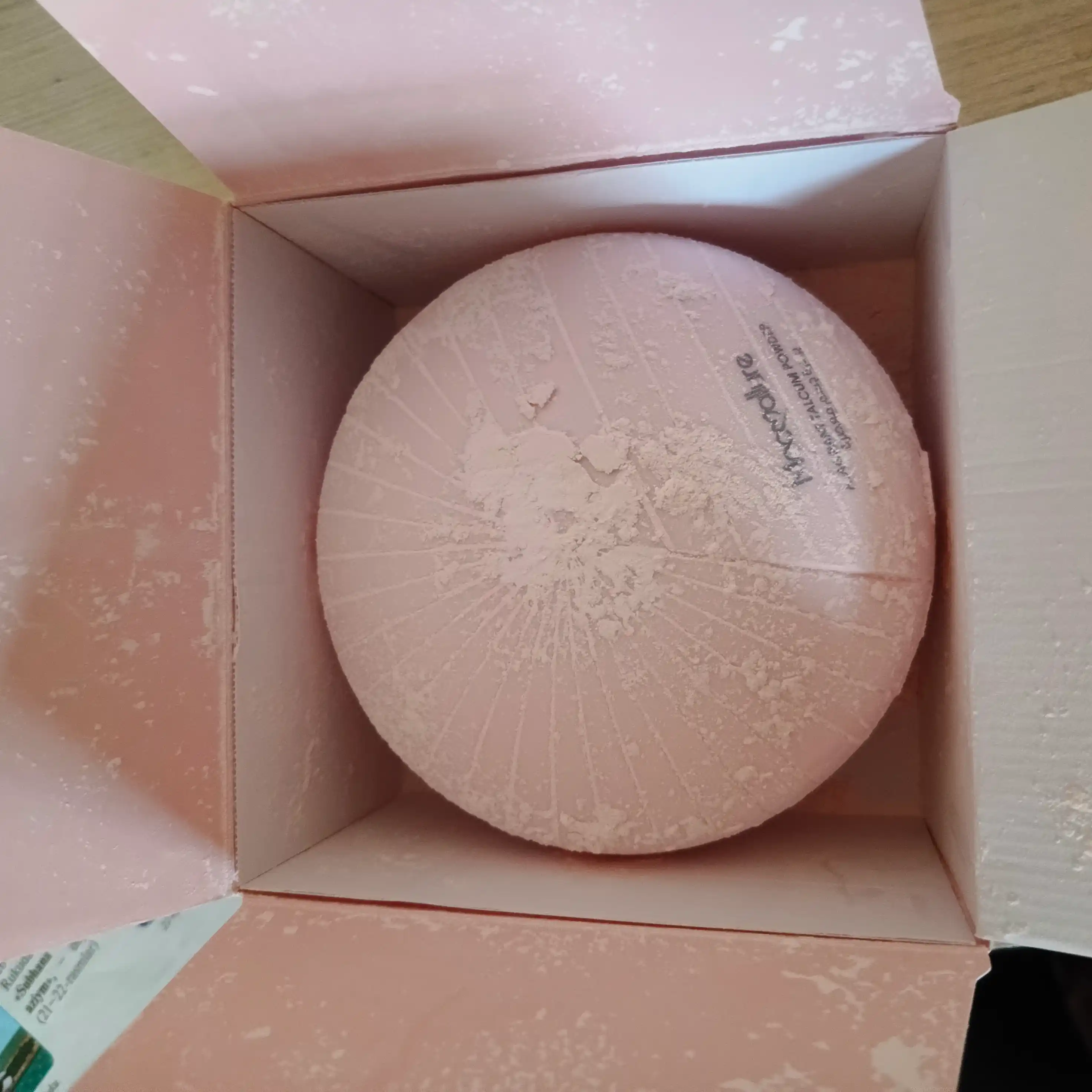 Ayollar uchun parfumni talk, 100 g