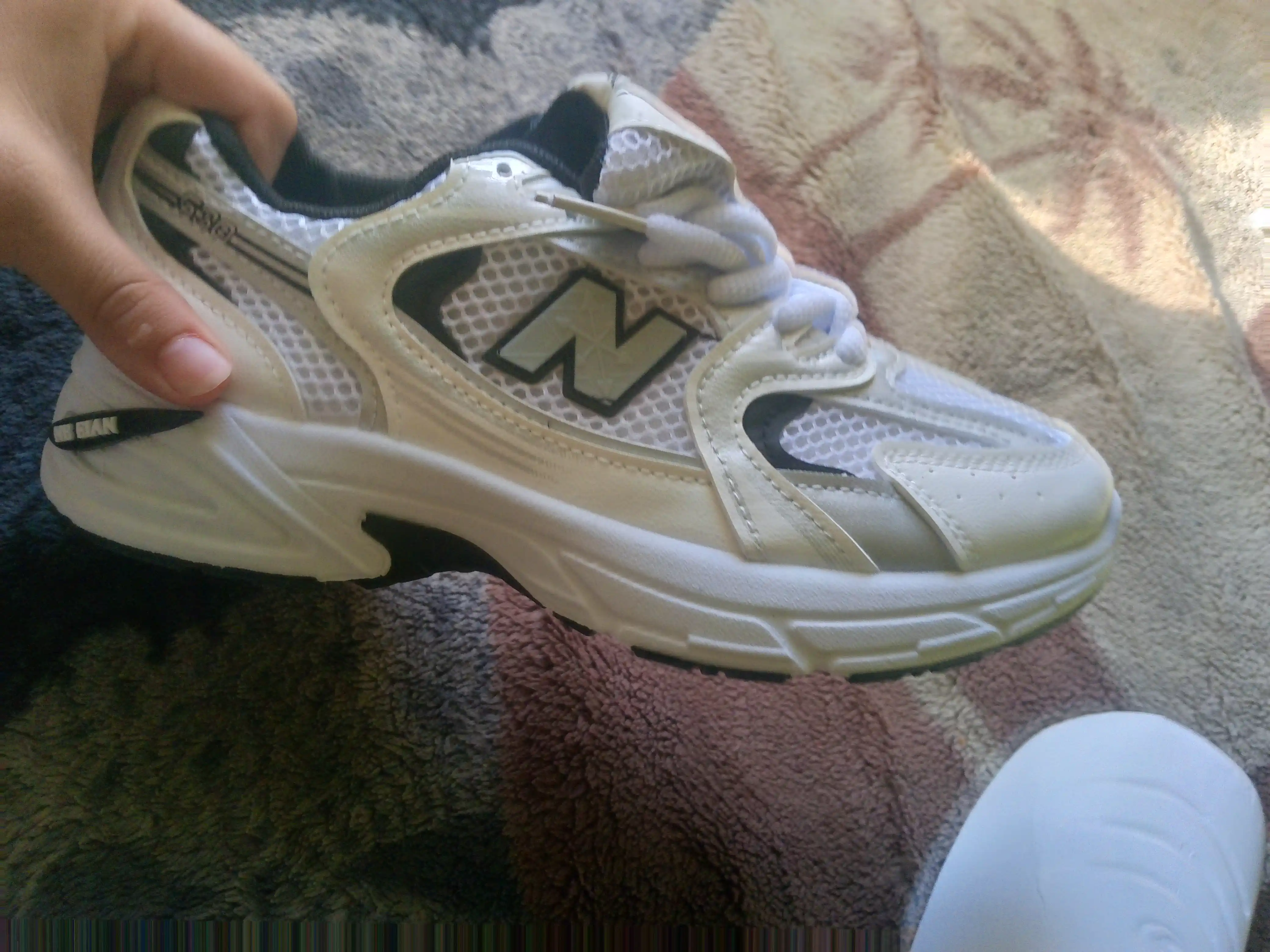 Yugurish va yurish uchun ayollar krossovkasi, nafas oluvchi to‘rli, New Balance, NB 530