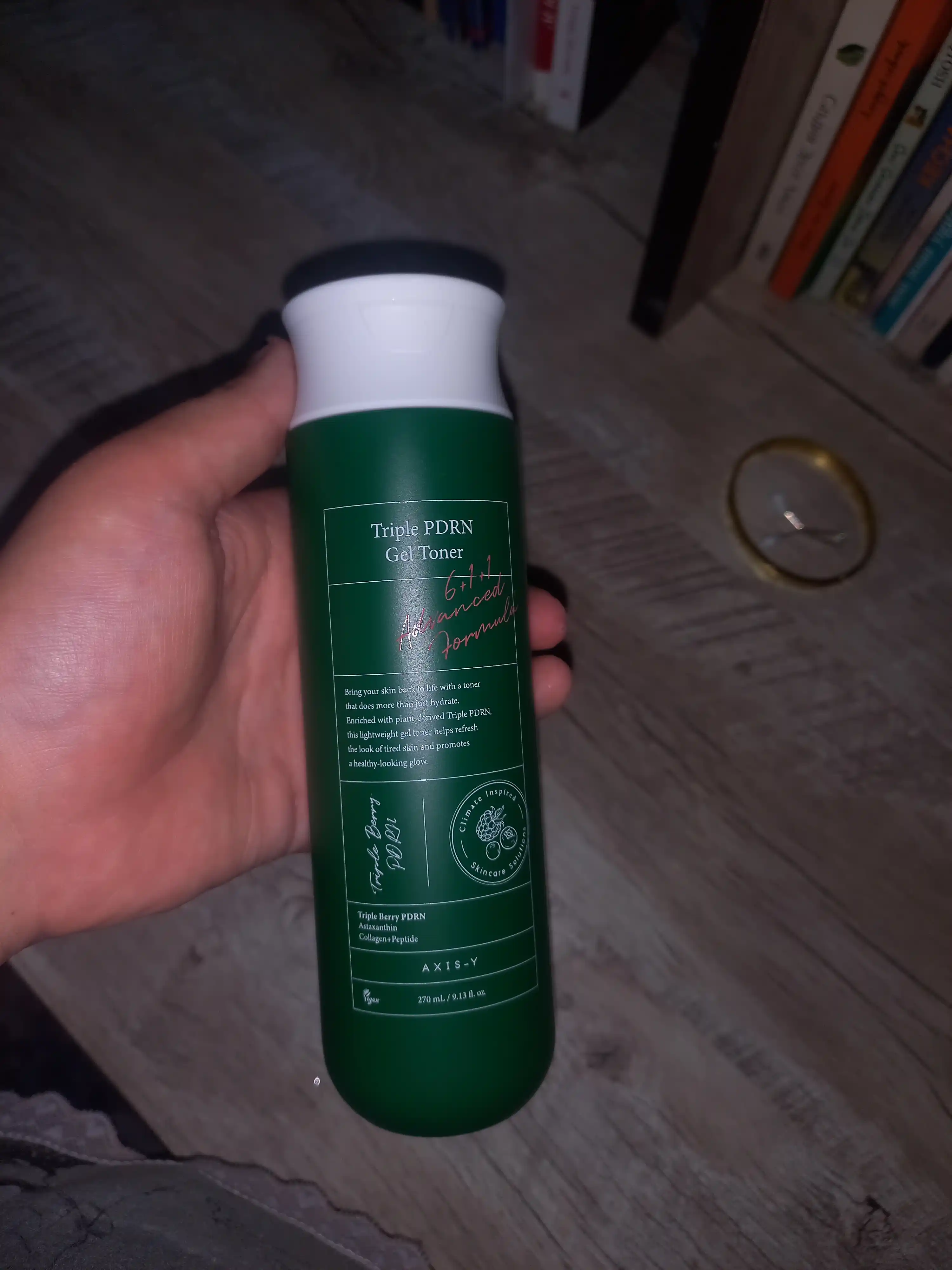 AXIS-Y yuz terisini tiklash uchun uch karra PDRN bilan oqartiruvchi gel-toner