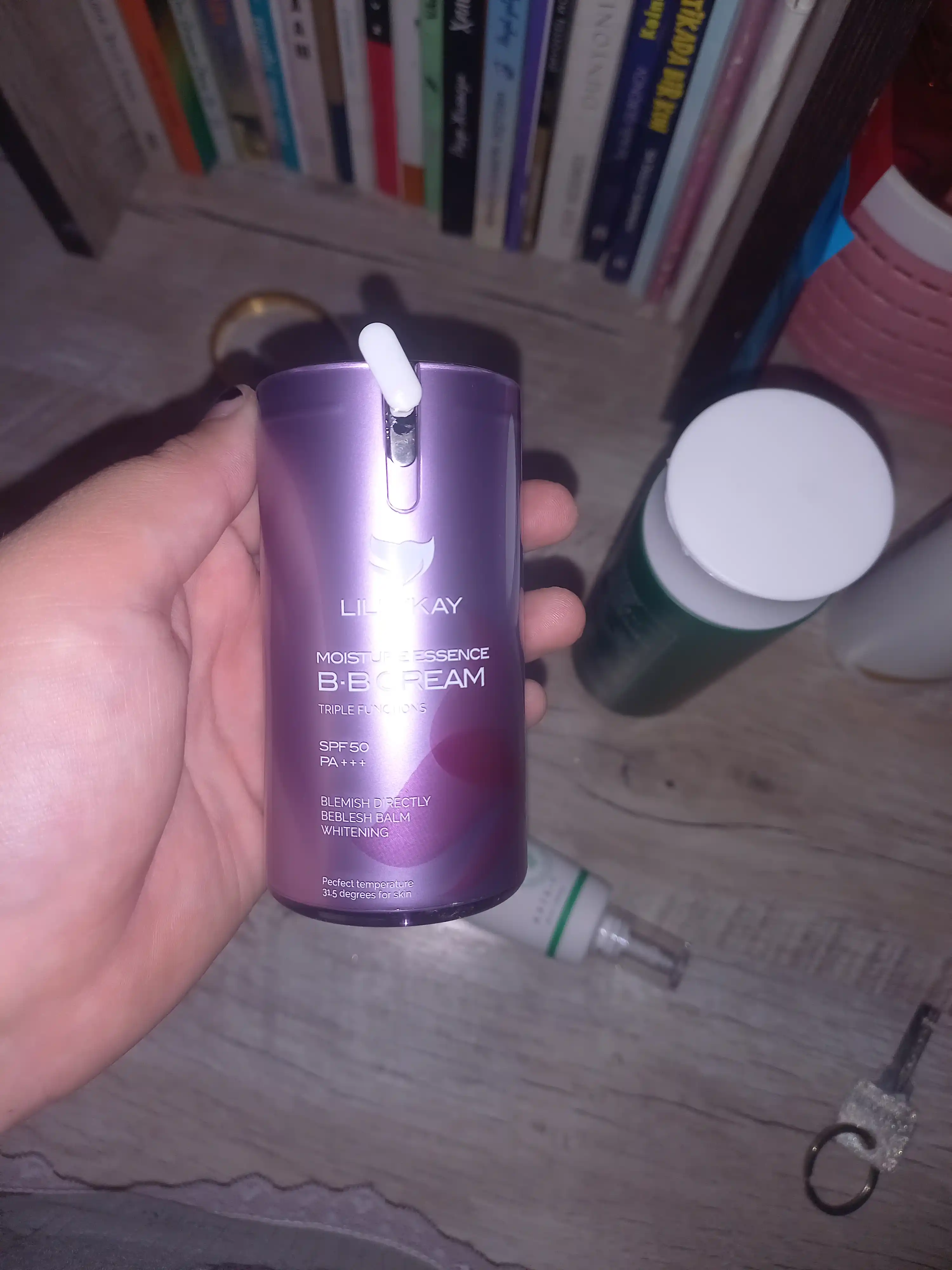 Тональный крем LillyKay Moisture essence BB cream, 50 г