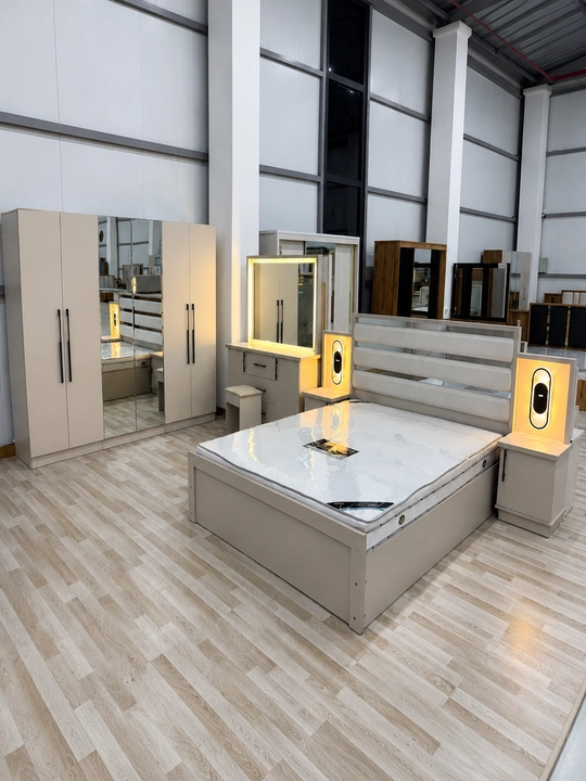 Yotoqxona mebellari komplekti Premium – shkaf, krovat va trimo - 