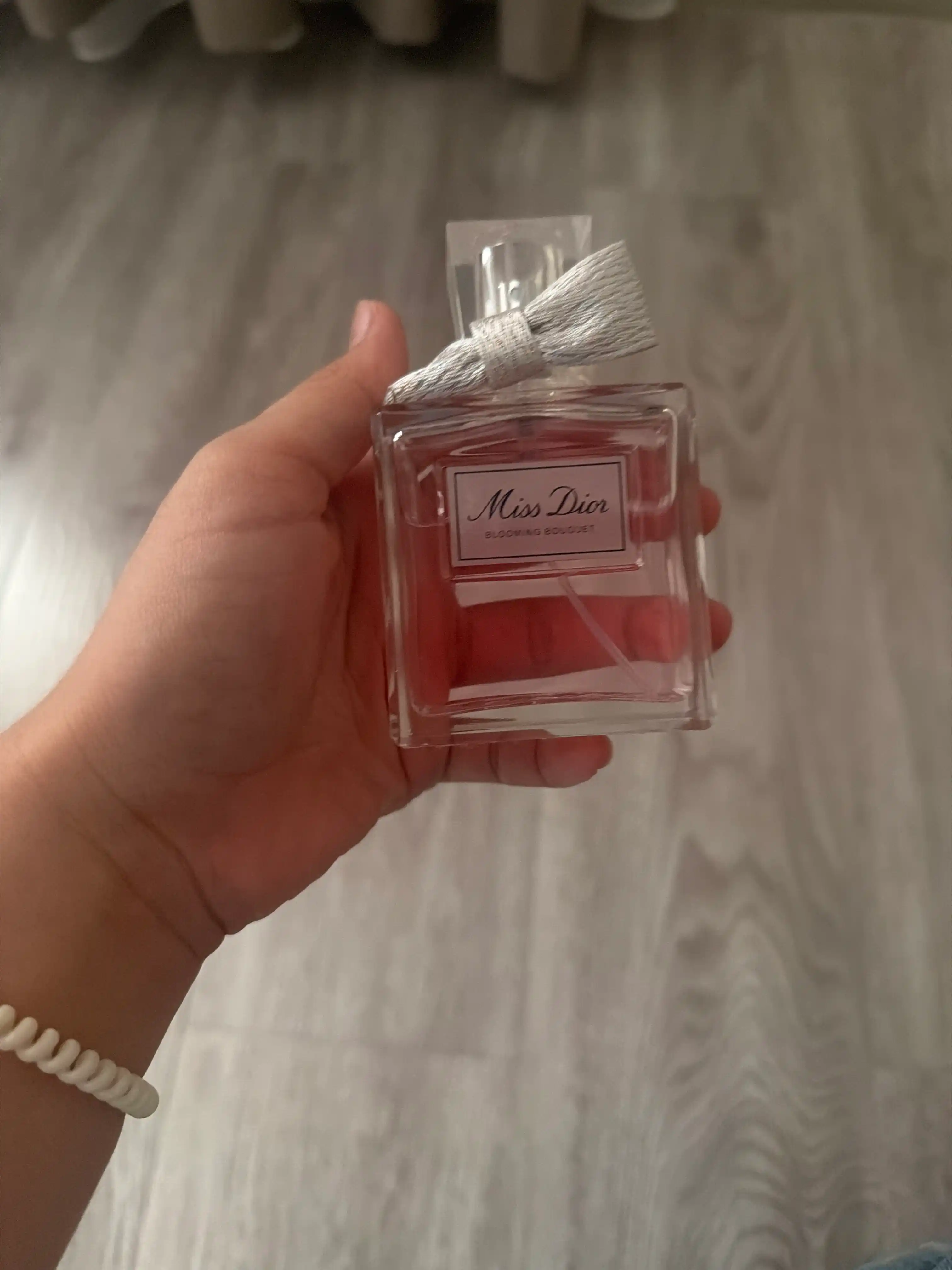 Ayollar atirlari Miss Dior, Blooming Bouquet