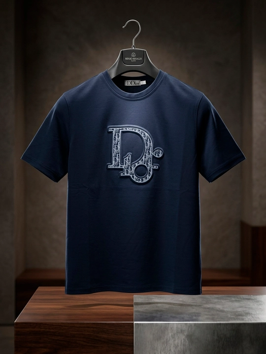 Asosiy, universal, kundalik kiyish uchun qulay, unisex futbolka