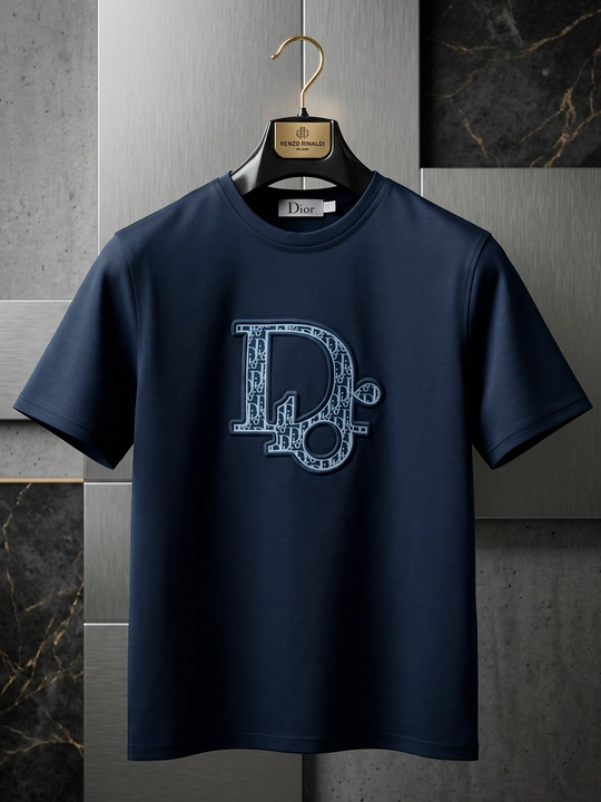 Asosiy, universal, kundalik kiyish uchun qulay, unisex futbolka
