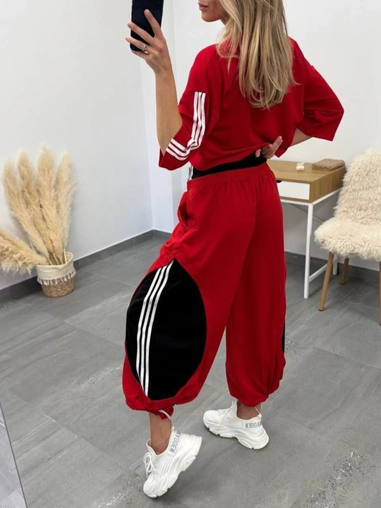 Ayollar uchun ikki qismlik oversize sport kostyumi futbolka va keng shim standart 42–52