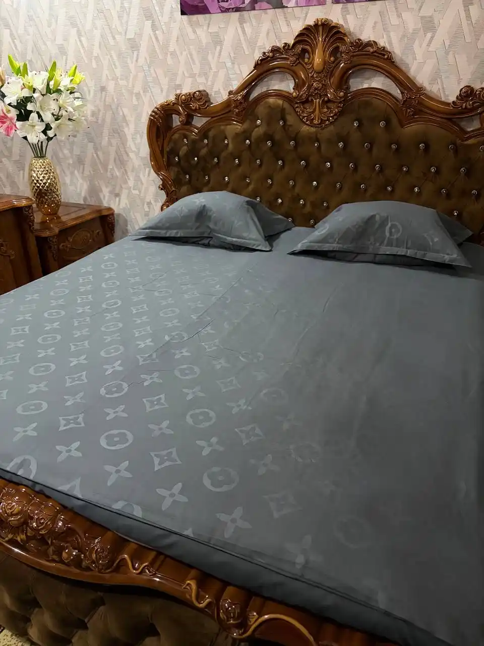 Постельное бельё LV стиль чёрно-серый — роскошь и комфорт спальни