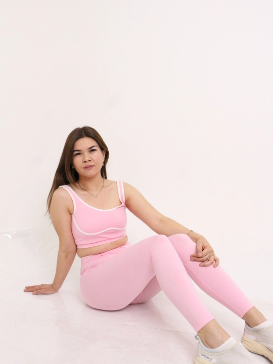Ayollar sport to‘plami, top va legginslar, fitnes, yoga, freesize