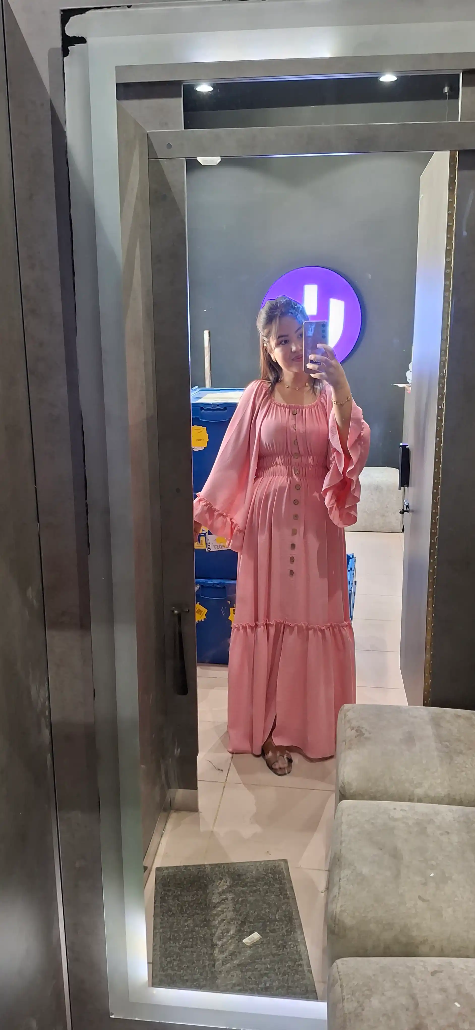 Dehqon ayolning uzun yengli, yengil va havoli libosi S M L XL o‘lchamiga mos keladi