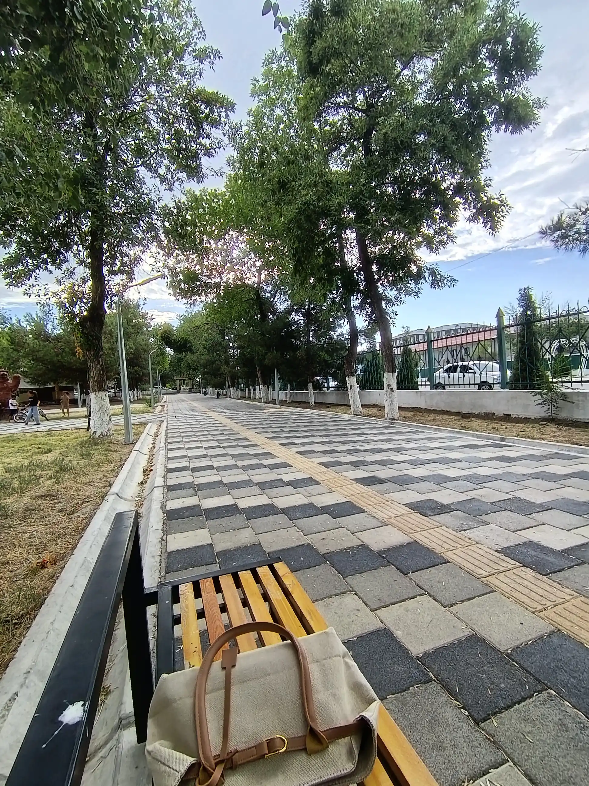Ayollar uchun sumka keng hajmli- ayollar uchun katta va zamonaviy sumka