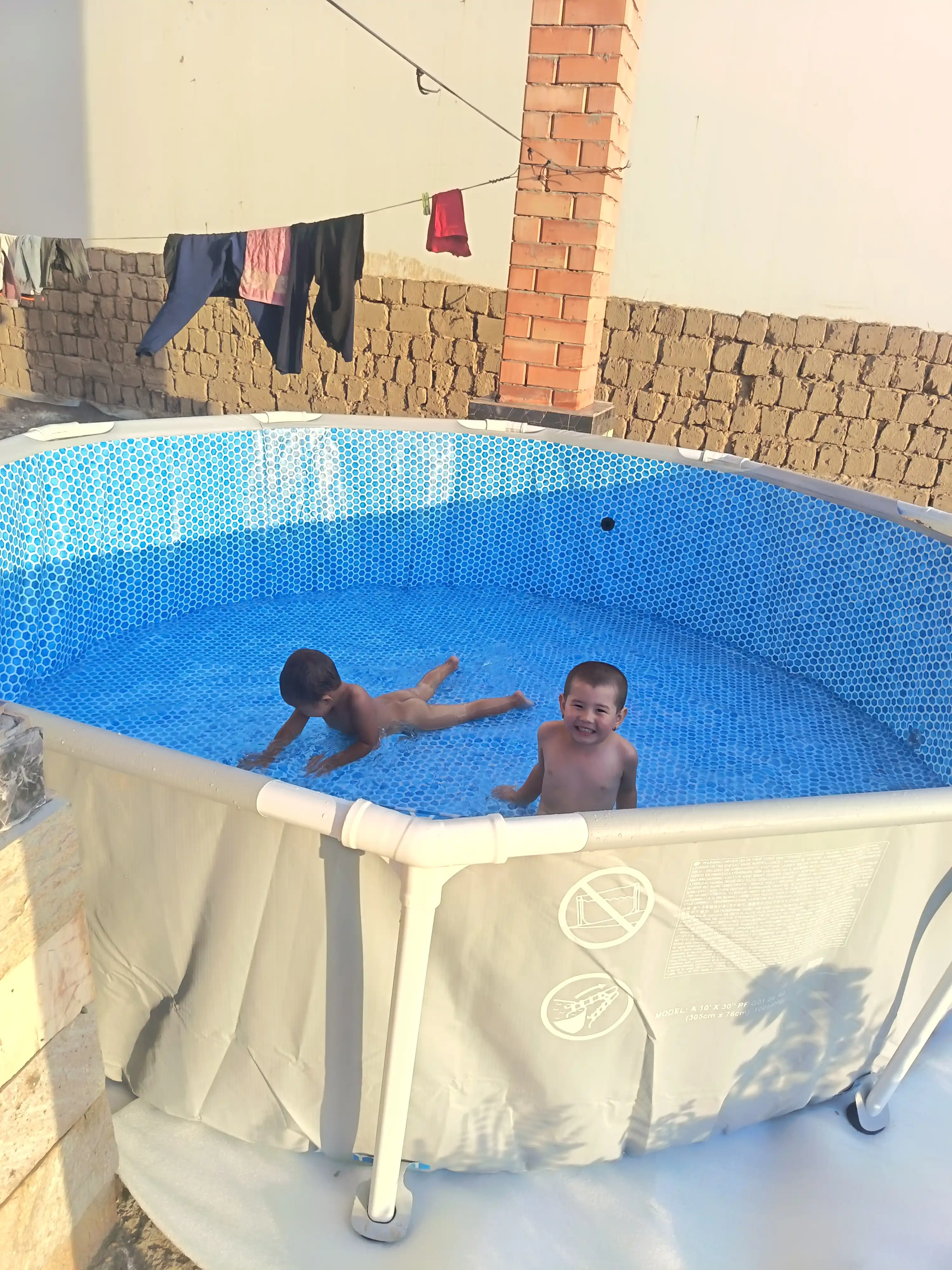 Karkasli basseyn Intex, yumaloq, to‘rtburchak, barcha o‘lchamlar