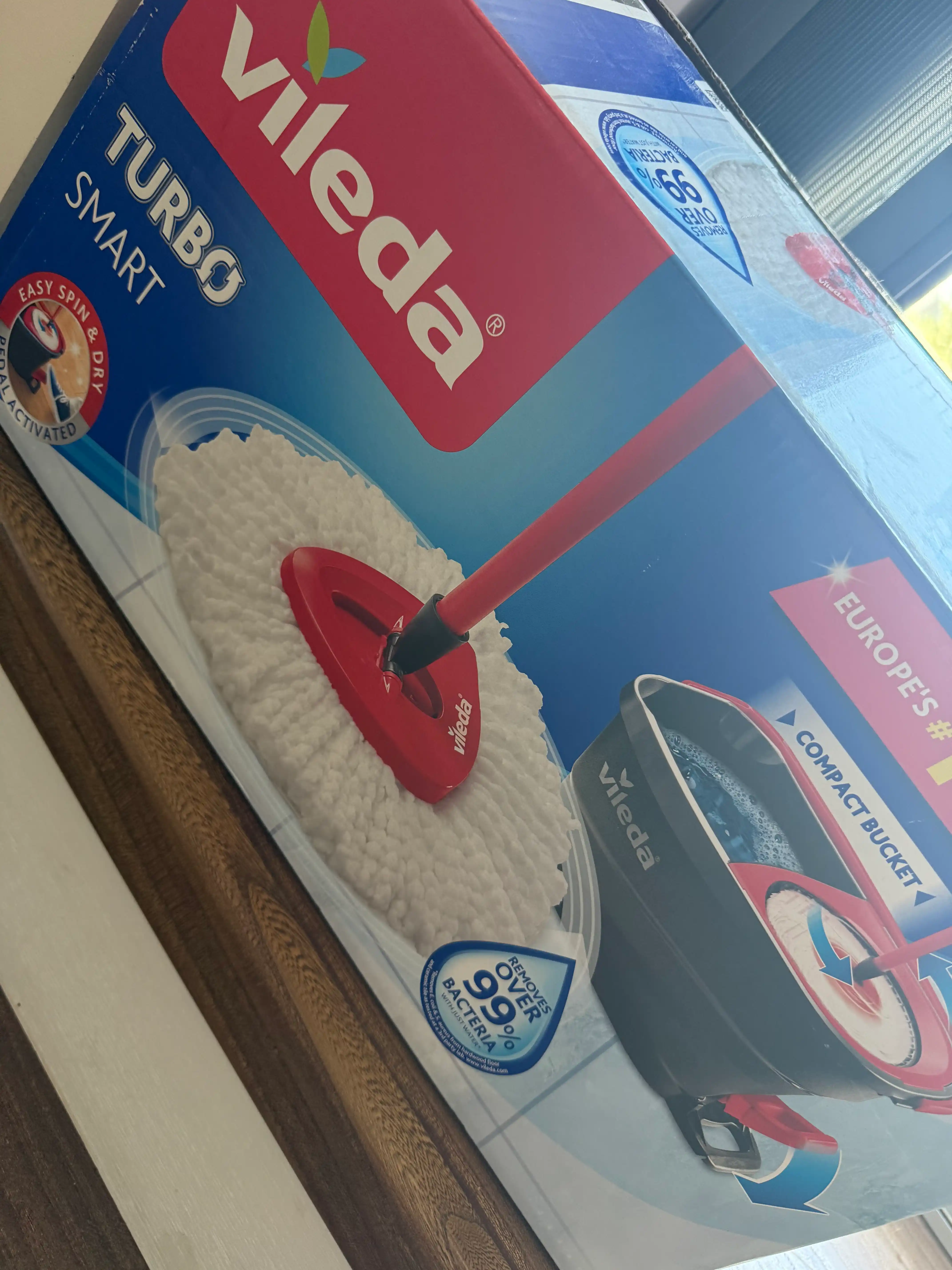 Vileda Turbo Smart chelak shvabra, aylanadigan, nam tozalash uchun, mikrofiberli