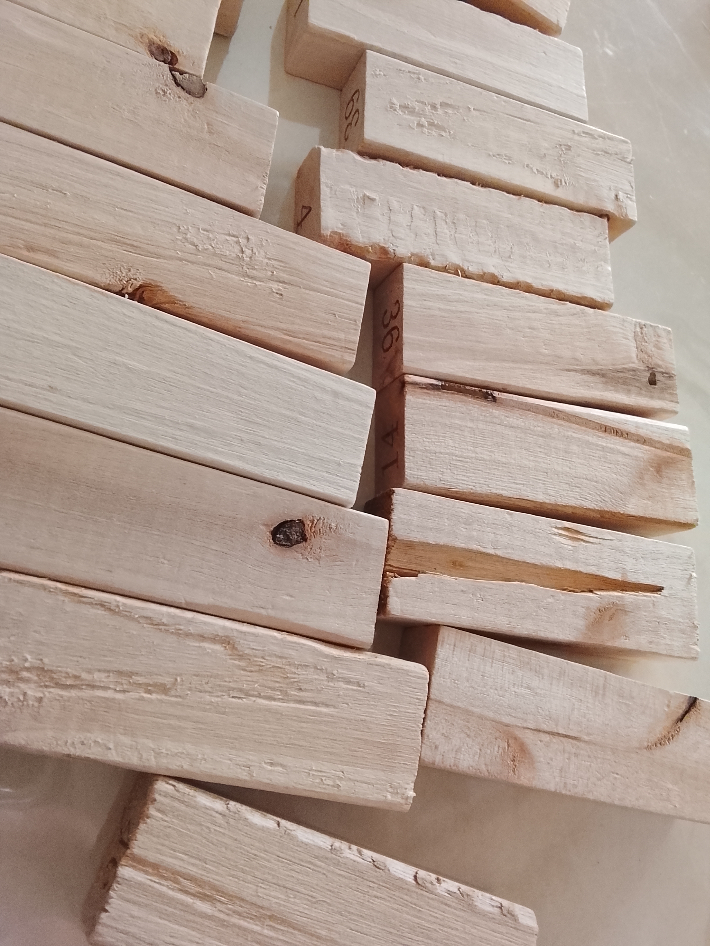 Jenga stol o‘yini, yog‘och bloklar, bolalar va kattalar uchun minora