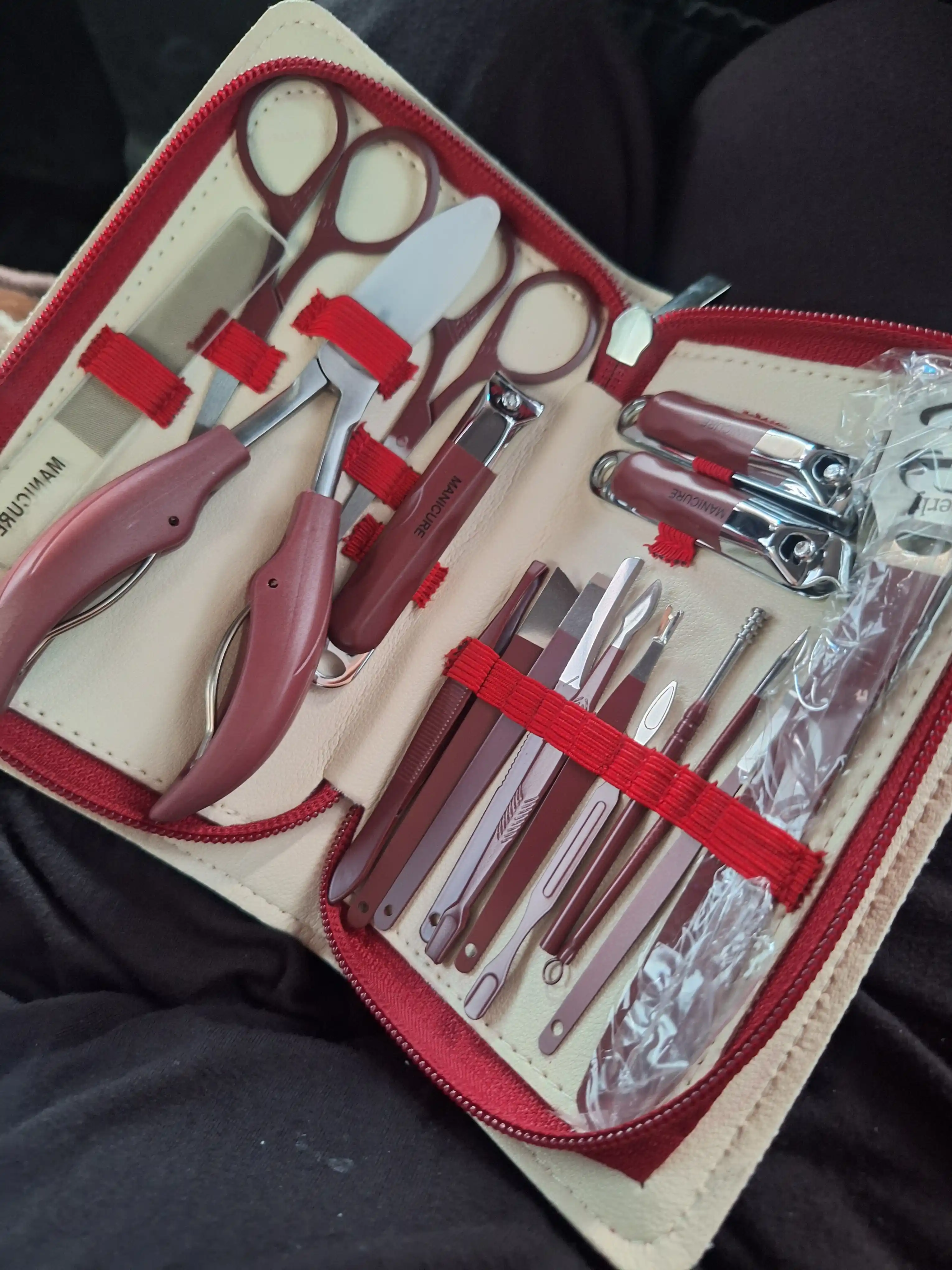 Manikyur to'plami, Kusachka, manikur anjomlari, MANICURE, qutida 18 ta element