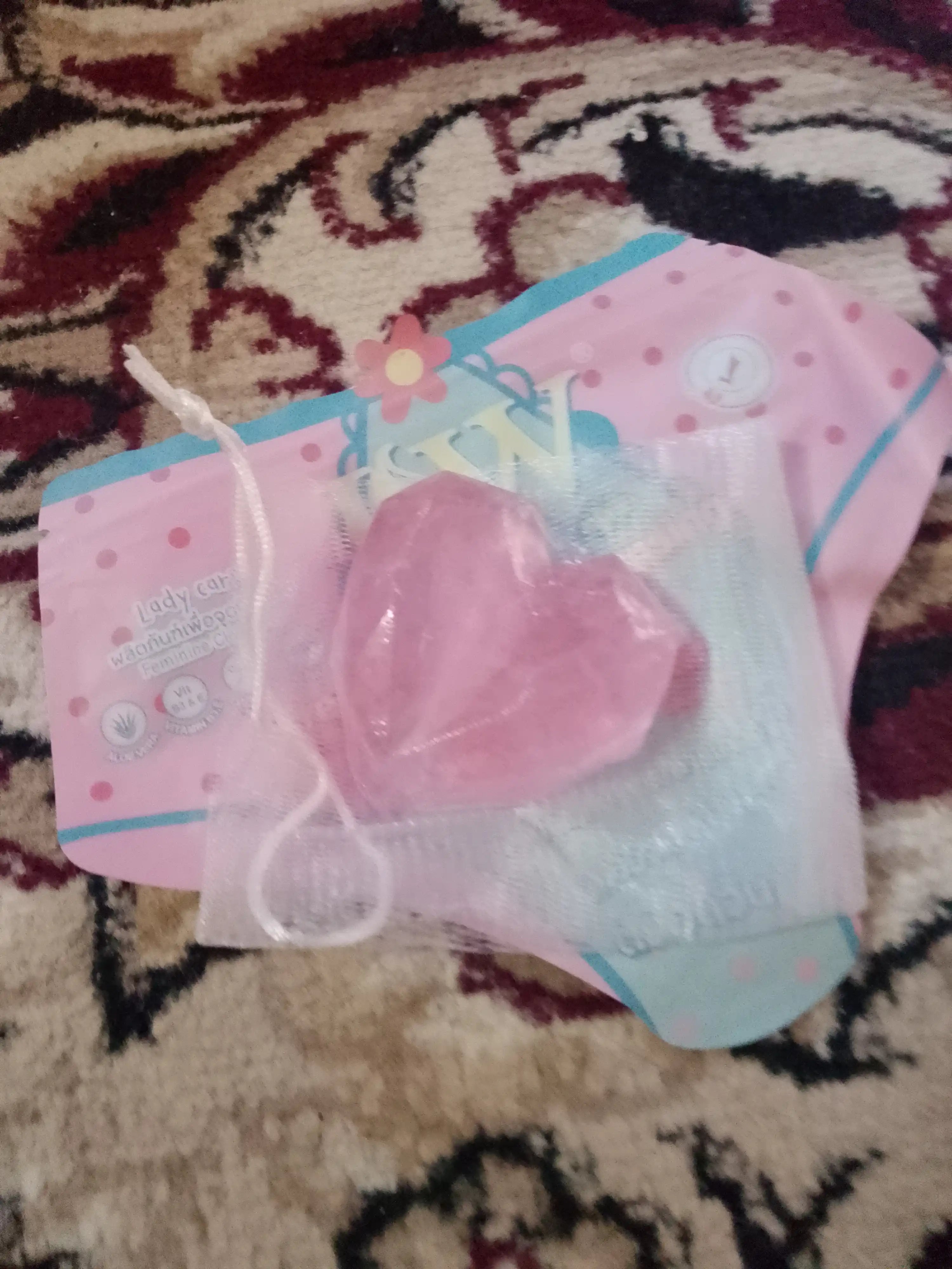 Intim gigiyena sovuni ayollar va qizlar uchun -ISW Fresh Feminine Cleansing Soap
