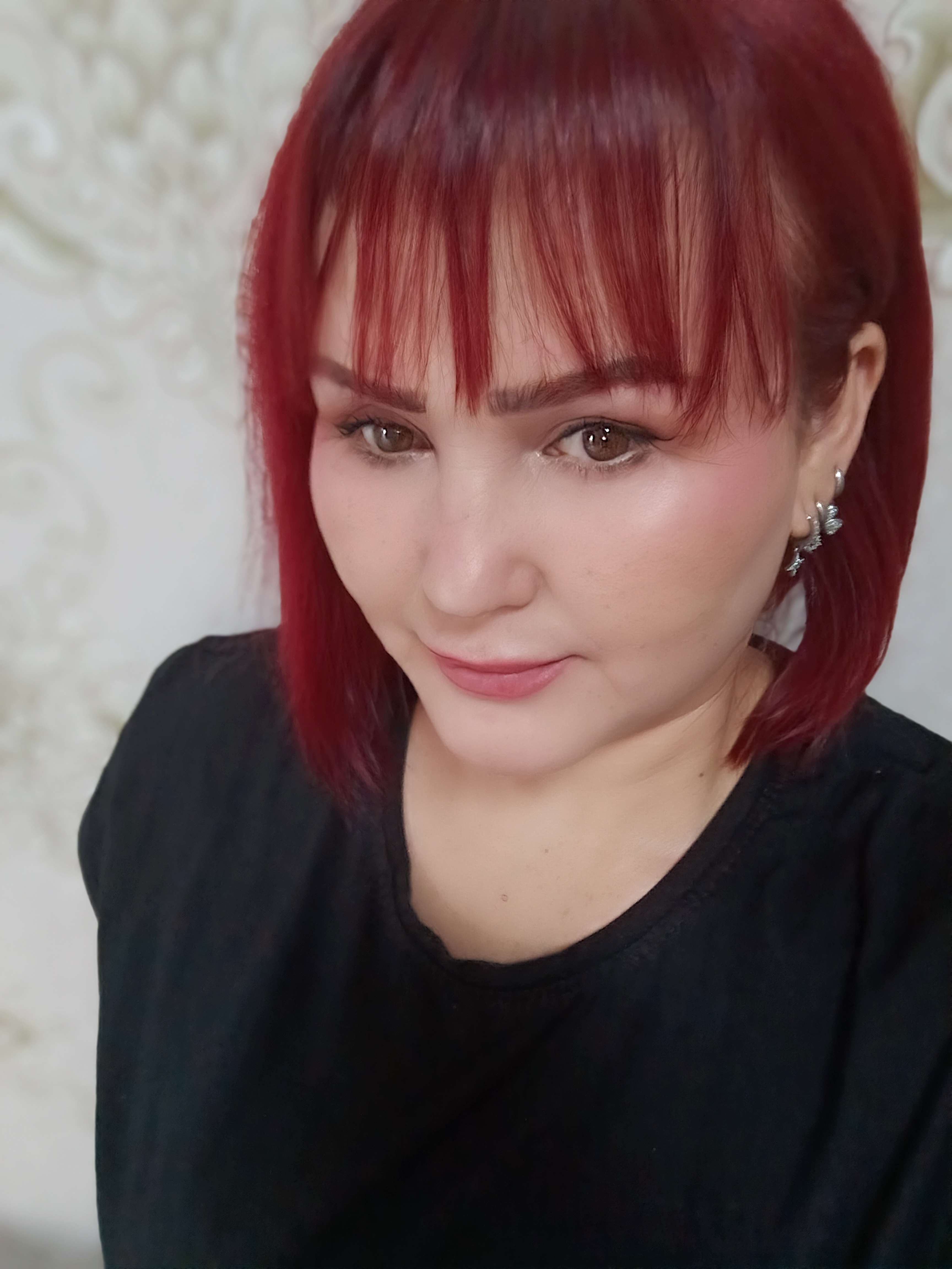 Uzoq muddatga chidamli kremli soch bo'yog'i Estel Love